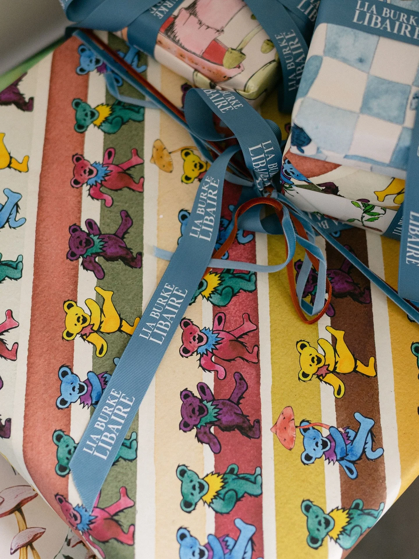 My officially licensed @gratefuldead wrapping paper and notecards are now back online and shoppable at @relixmag marketplace website after a short hiatus. Stock up now for yourself or your favorite deadhead- choose from 3 different designs. An excell