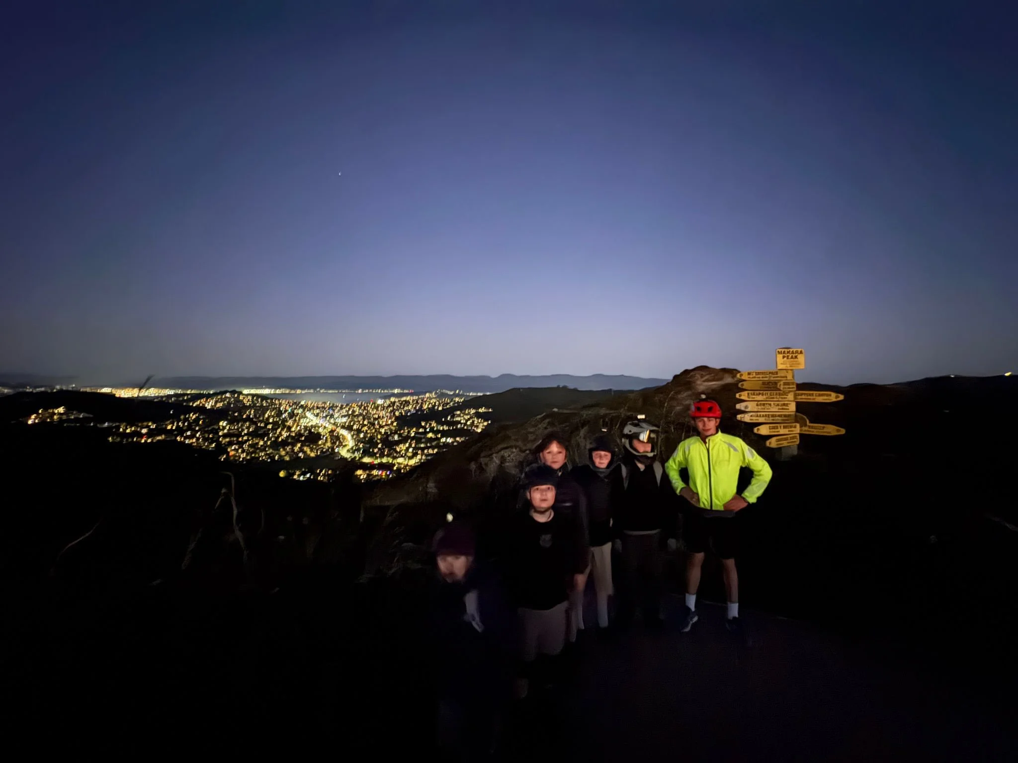 Isa&rsquo;s crew made it to the top of the peak last night! Another fantastic cold clear night! The views were worth it! Brrrrrrr 5degs ❄️ Well done team! 🫡