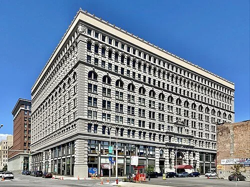 ellicott square building.jpg