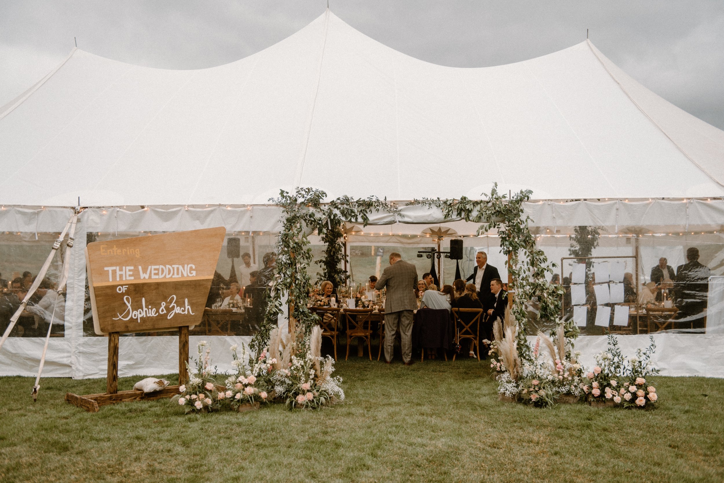 Sophie + Zach - Wedding - Claire Hunt Photography-775.jpg