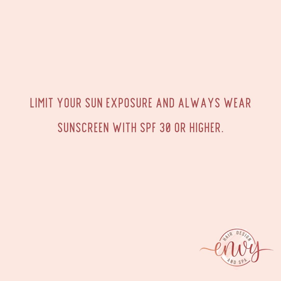 The sun is the biggest factor in skin ageing 🌞

In our part of the world, it's still extremely important to wear an SPF every day, even during the cooler months.