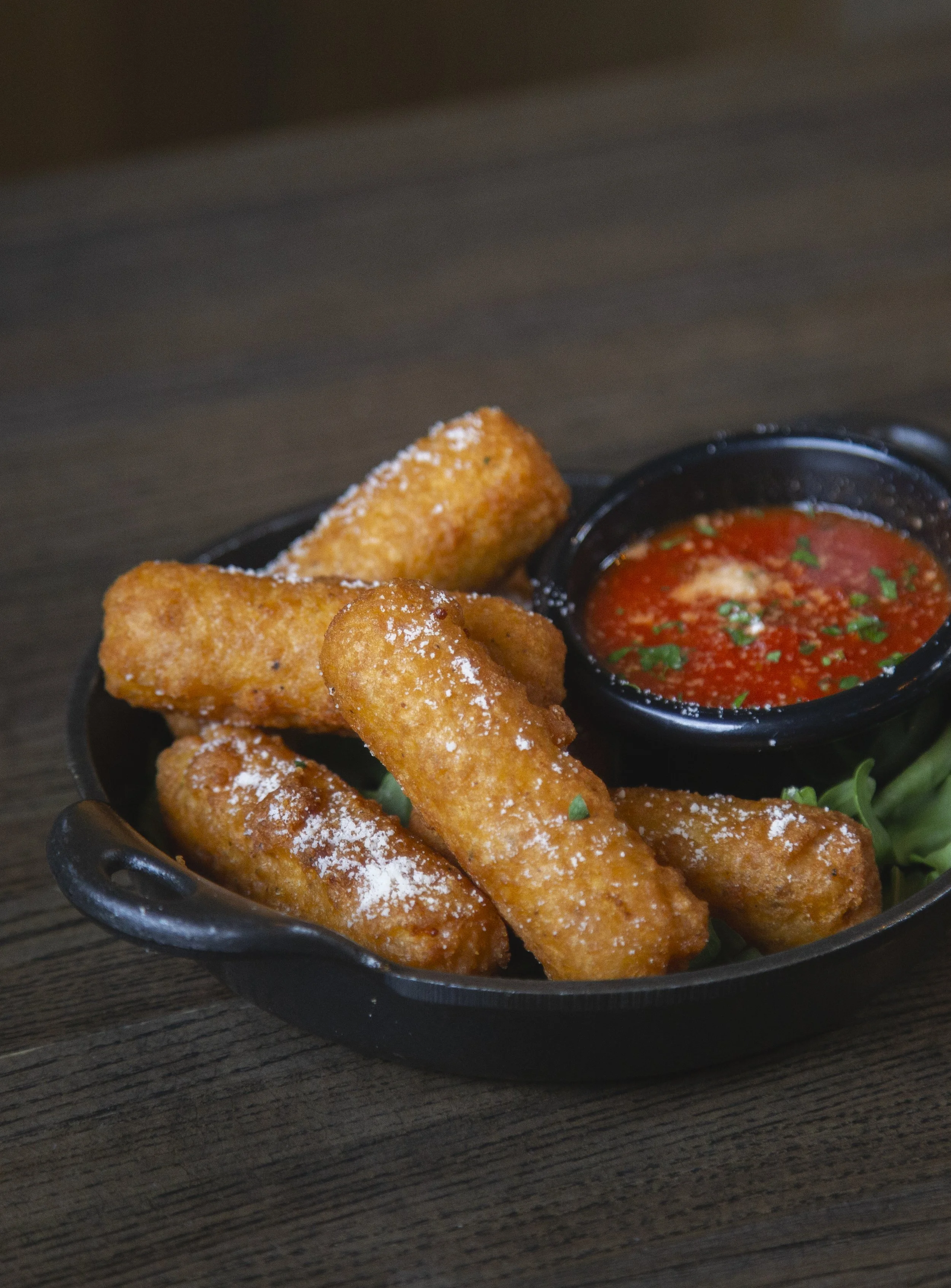 IPK_APP_MozzarellaSticks017.jpg
