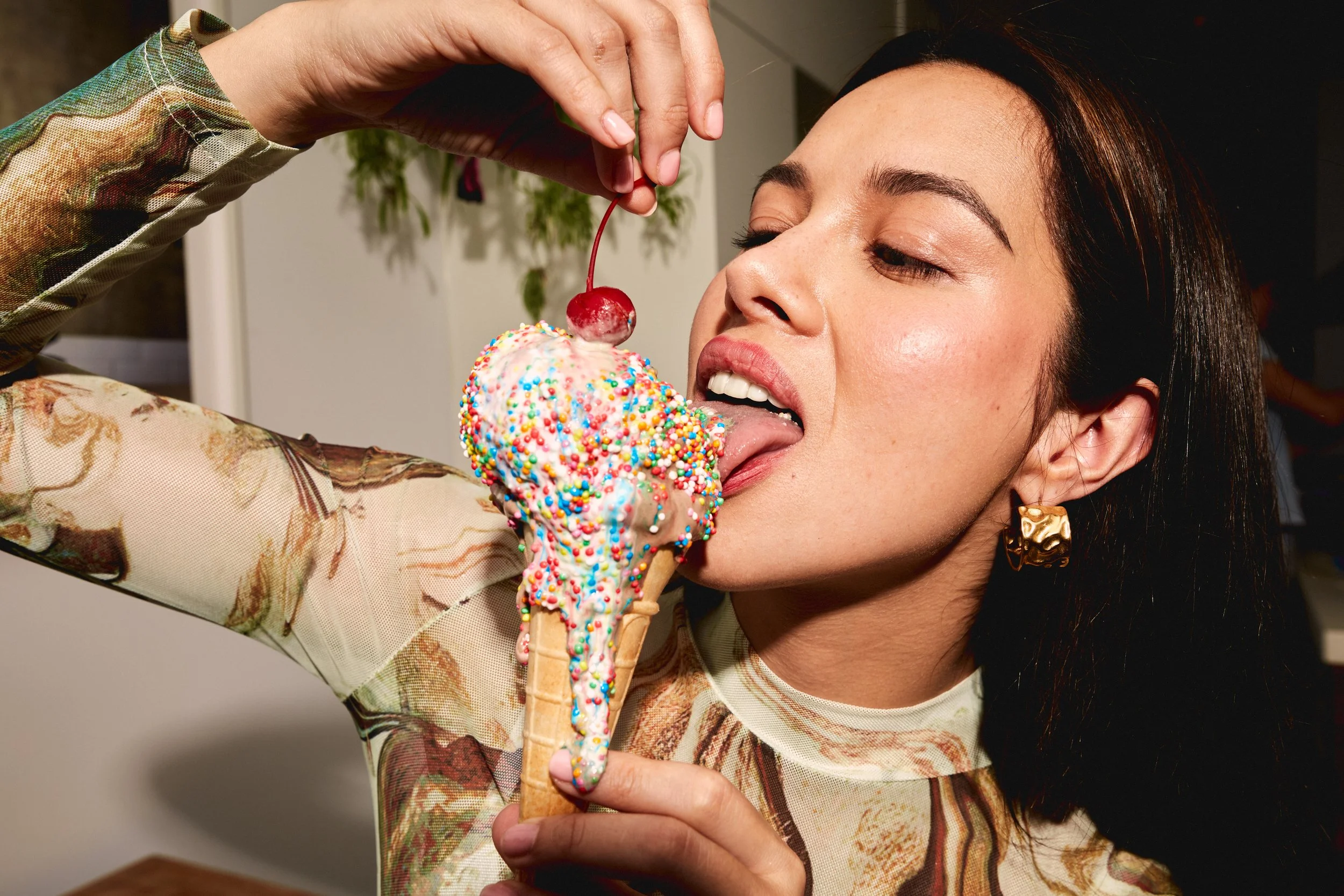 Fast Food Test 30-8-2453290.jpg