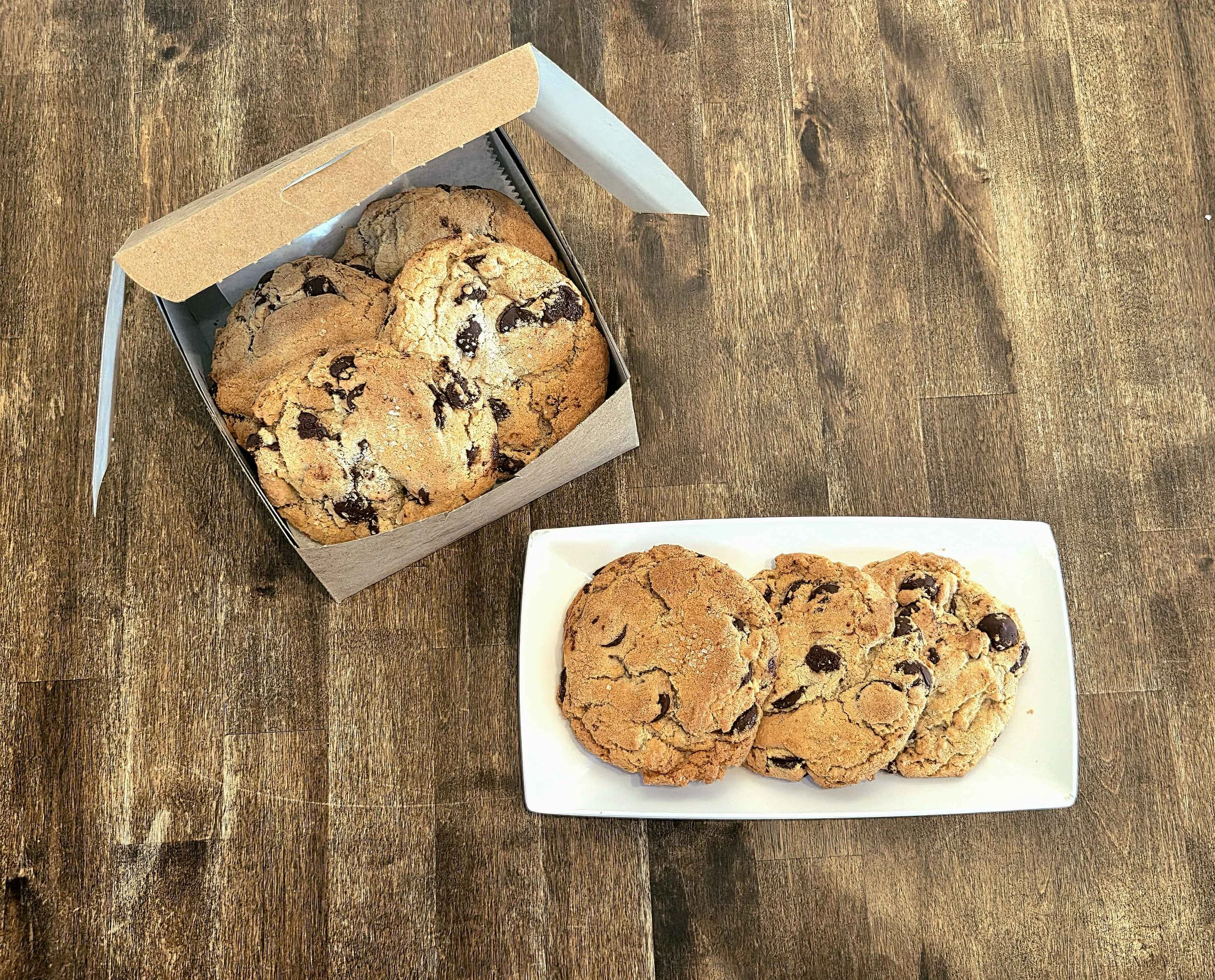 Breakup Cookies (Same Day or Later In-Store Pickup)