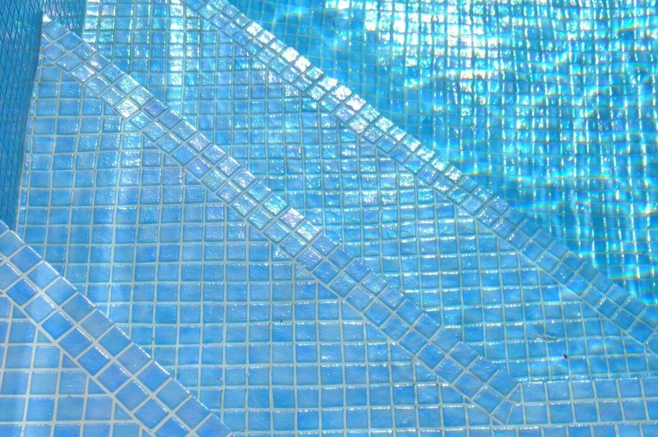Ezarri Iris Azure.jpeg