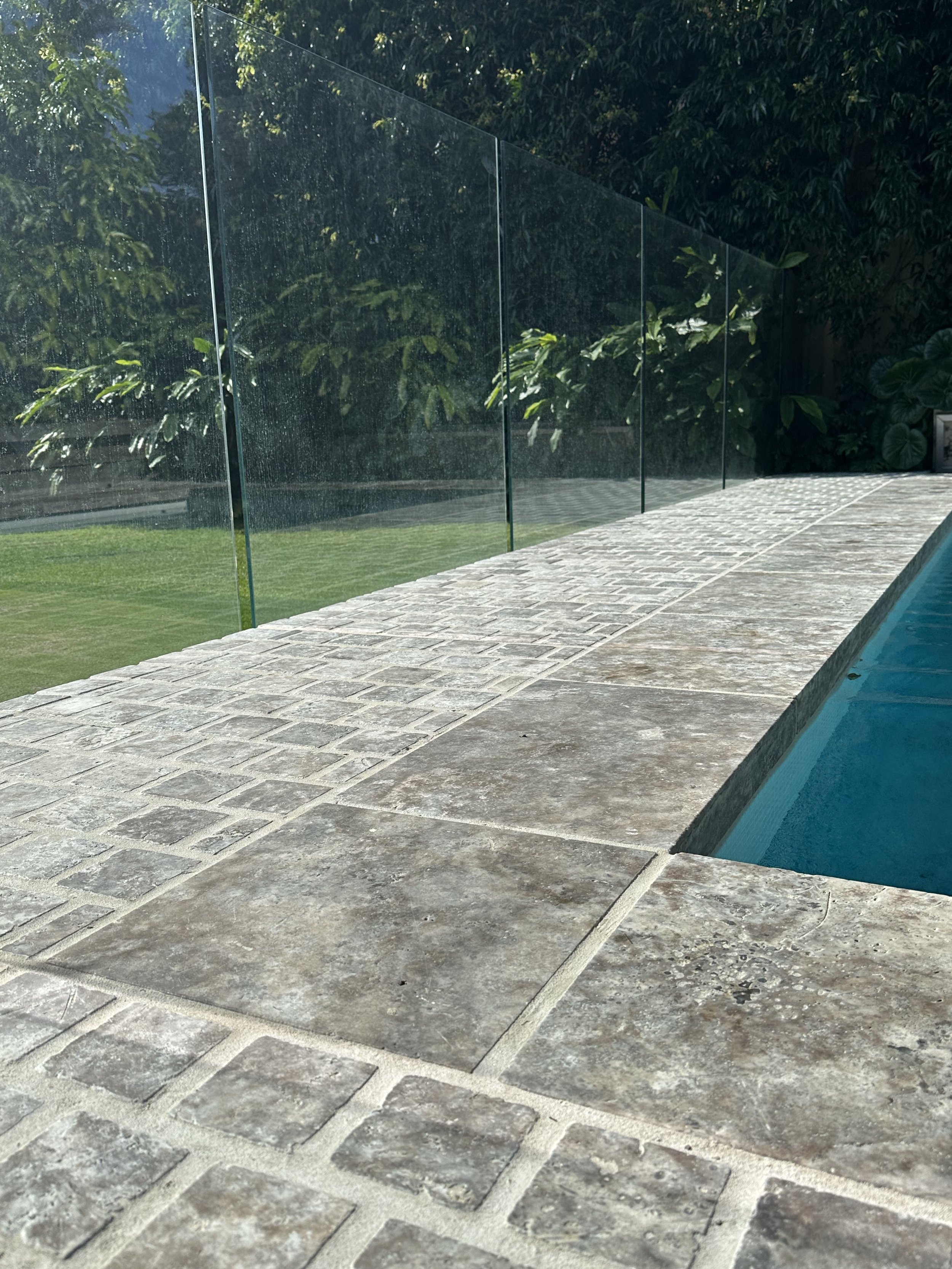 travertine tiles pool