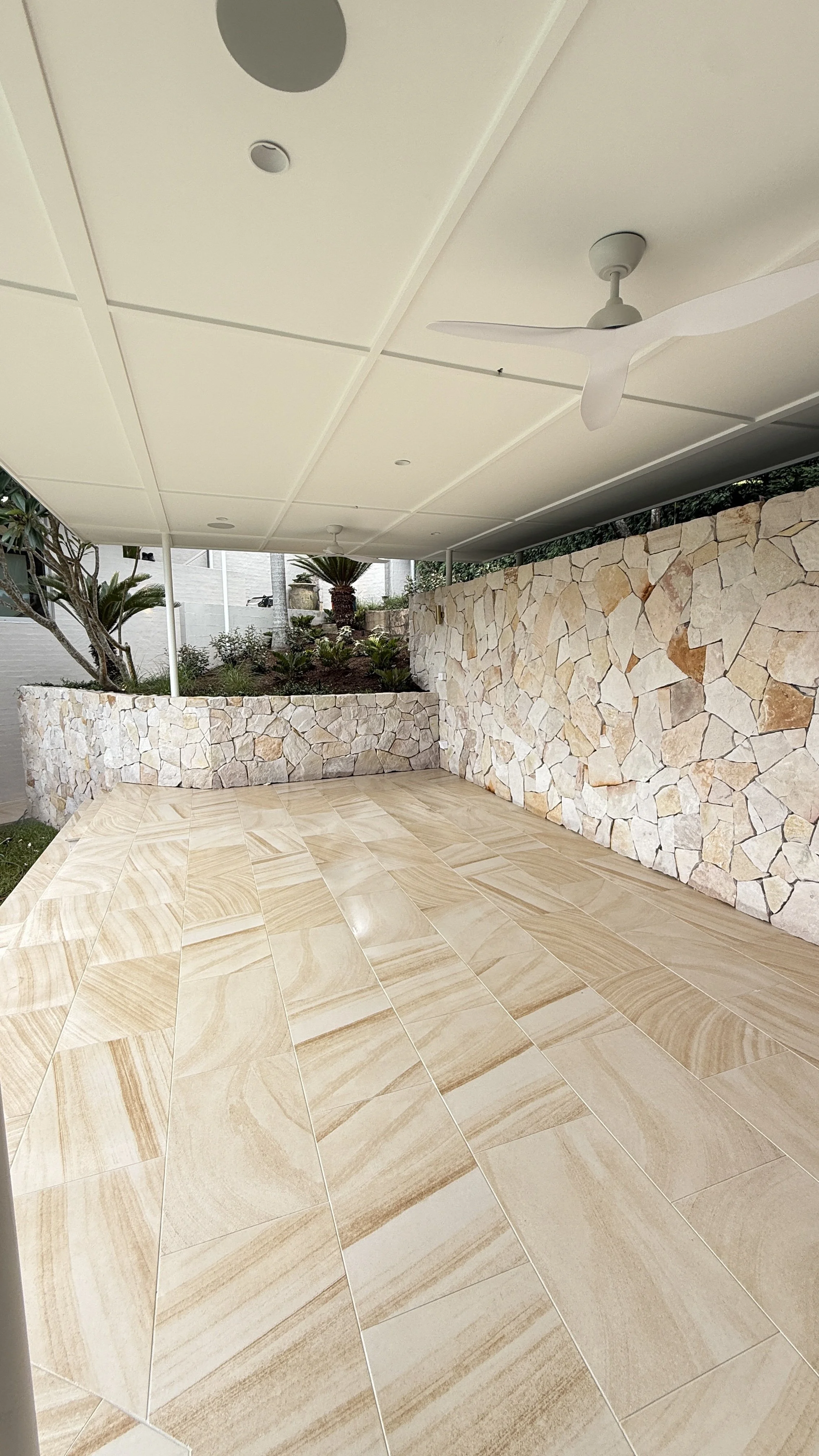 Australian Sandstone Series - Gosford Gold