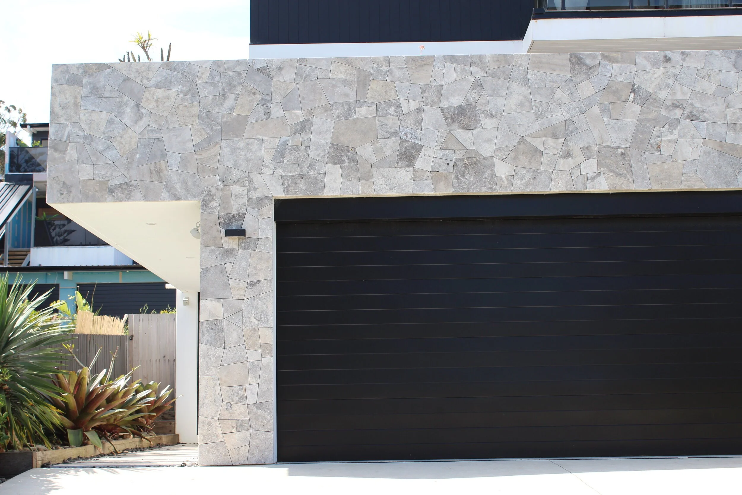 Stone Collective External Stone Crazy Pave Silver Platinum Travertine crazy pave .jpeg