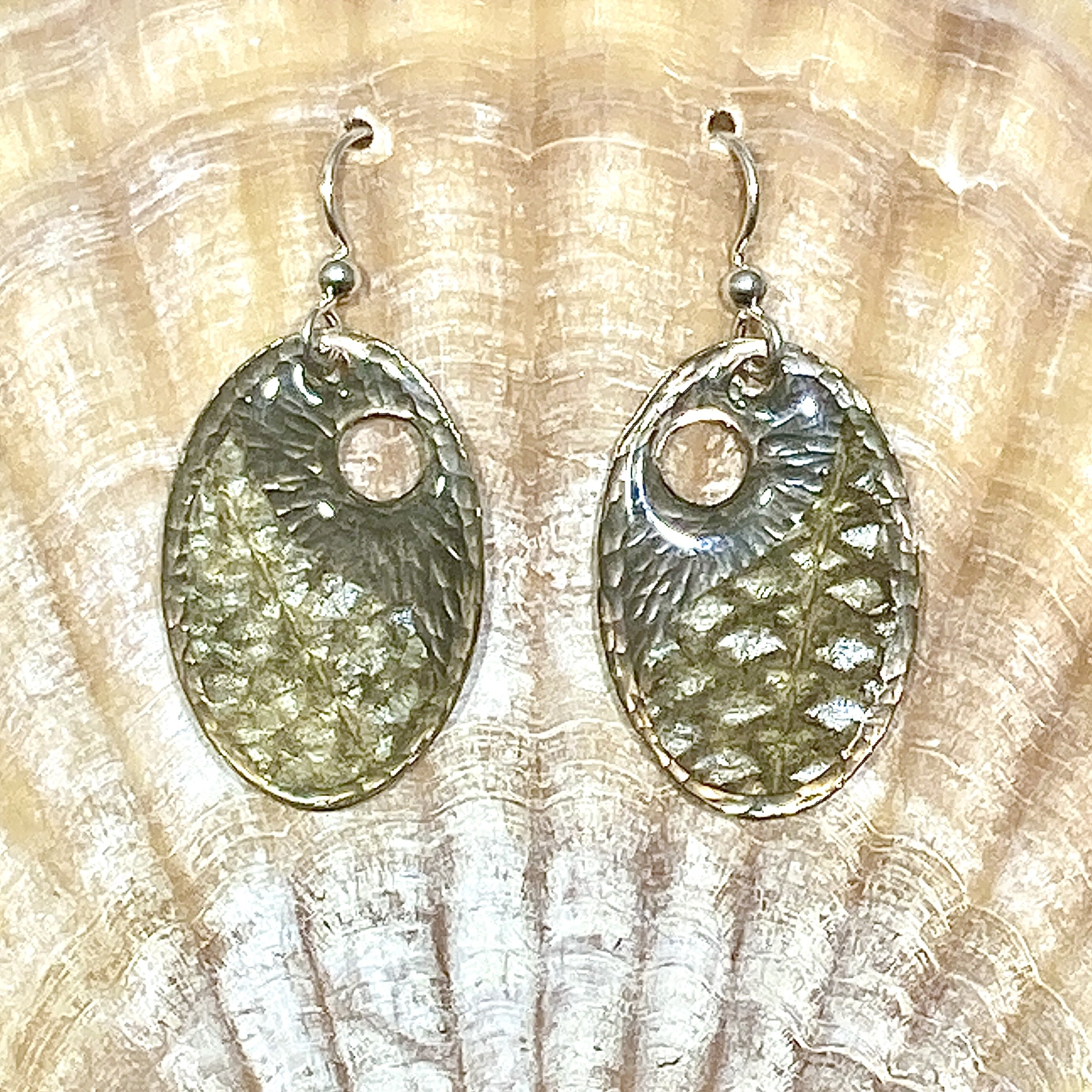 Oval - Variations