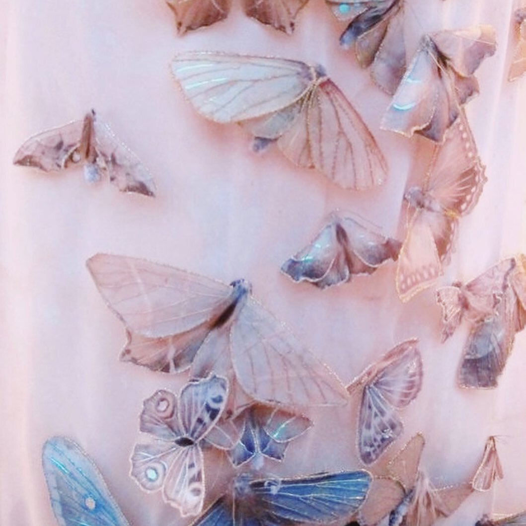 There is an art to embracing transformations. Mastering it makes challenges look like new opportunities 🦋 -NL

#retrogradeseason #saturnreturn #transformation #potd #spirituality #live #purposefully #spiritualadvisor #nellieluna #astrology #oraclere