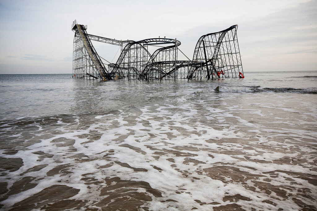  Jet Star Roller Coaster in Atlantic Ocean, Seaside Heights NJ 