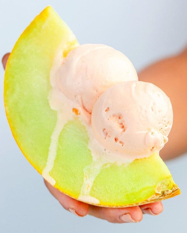 Juicy 💦, dewy melon 🍈 meets condensed milk for a nostalgic Korean childhood favorite flavor of Milky Melon ice cream. This June seasonal is now available at all locations including our newest shop in the Fairfax District, where you can even order a