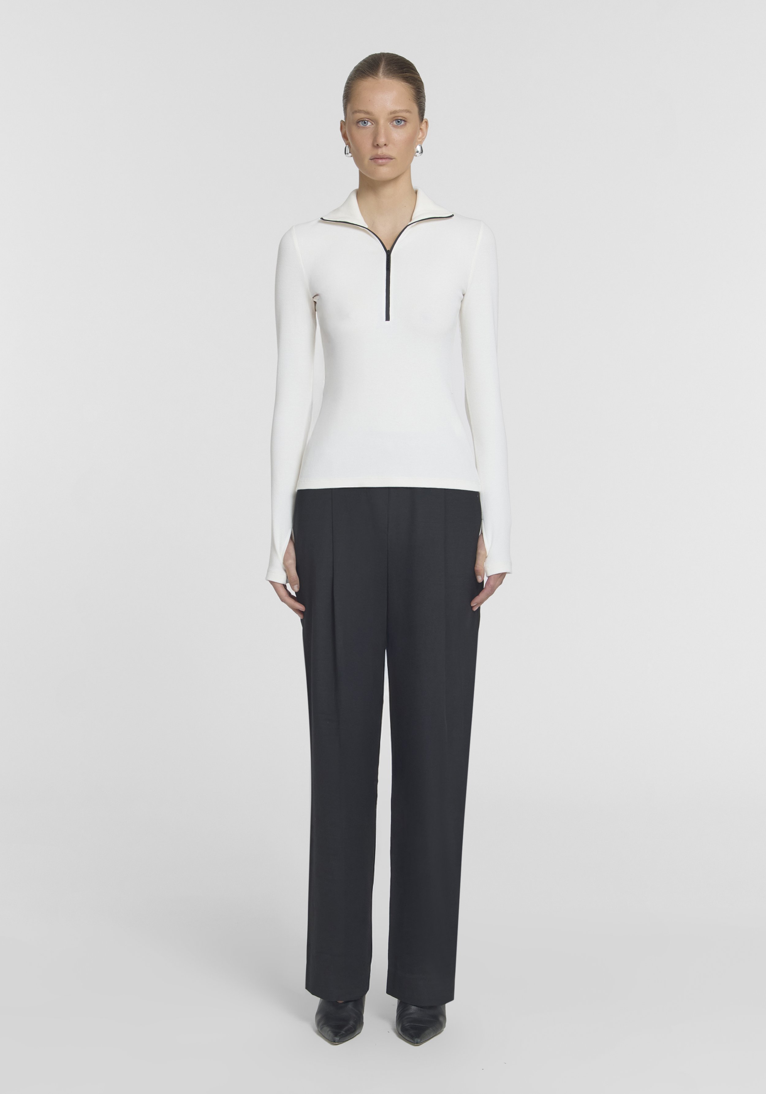 SUMMIT_RIB_TURTLENECK_IVORY_1448.jpg