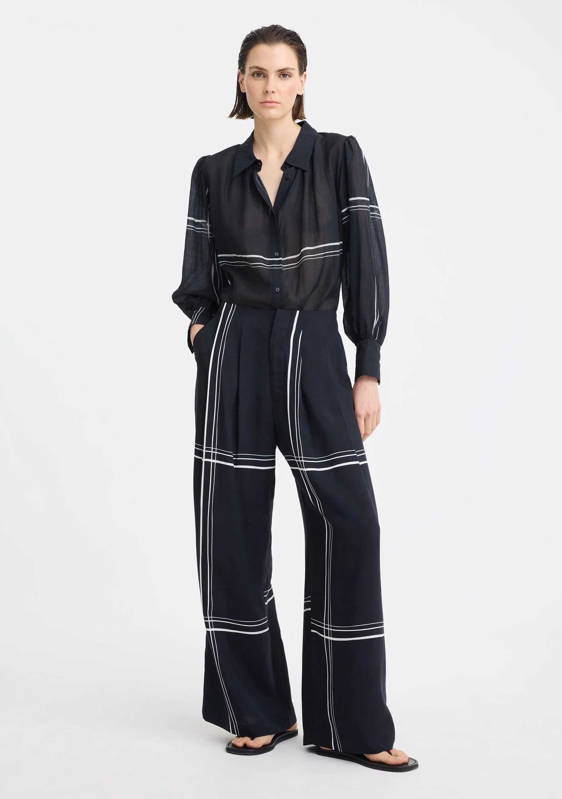 Morrison-SS26-Victor-Pant-Print_3.jpeg