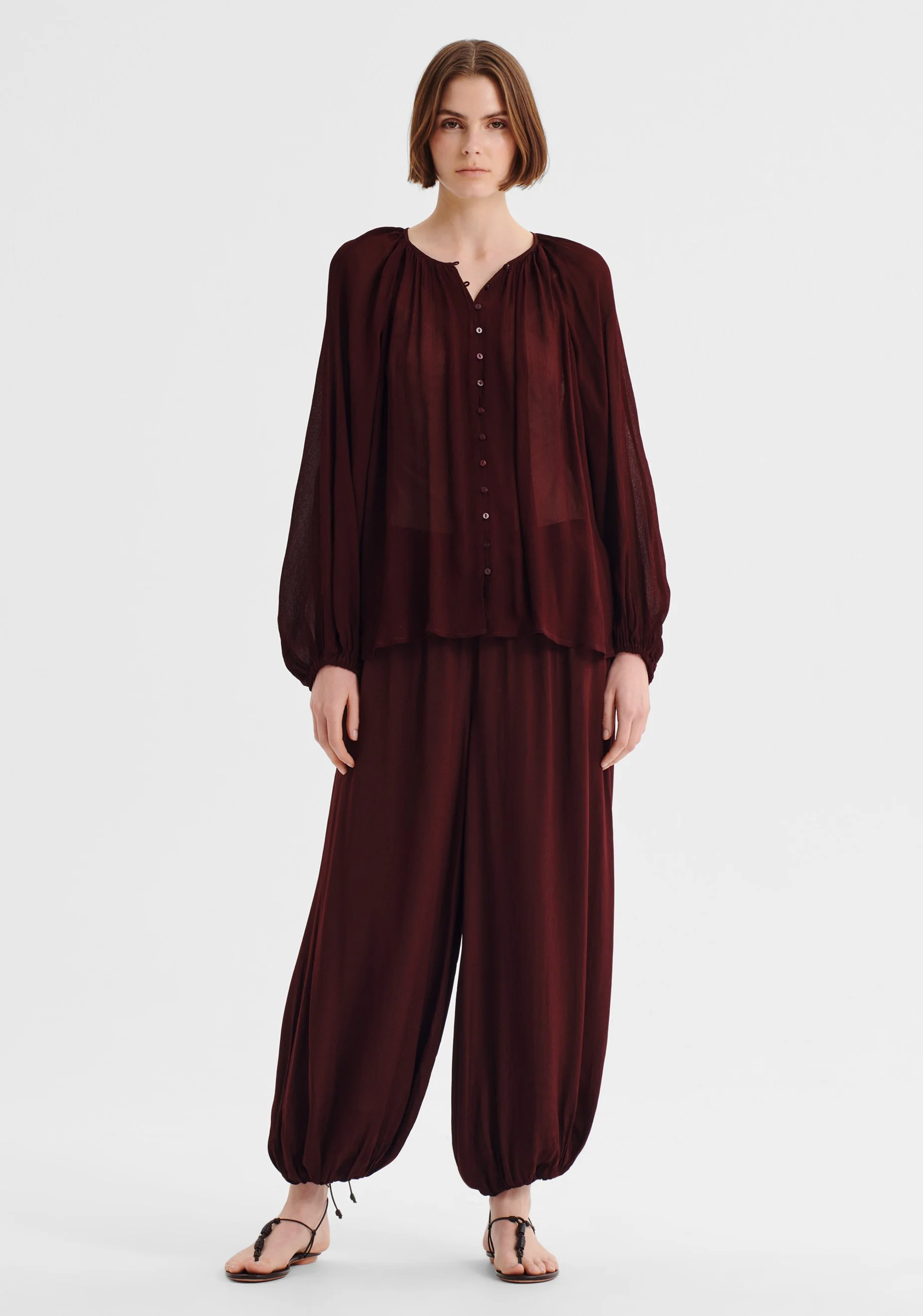 Morrison-AW26-Miranda-Pant-Pinot_1.jpeg