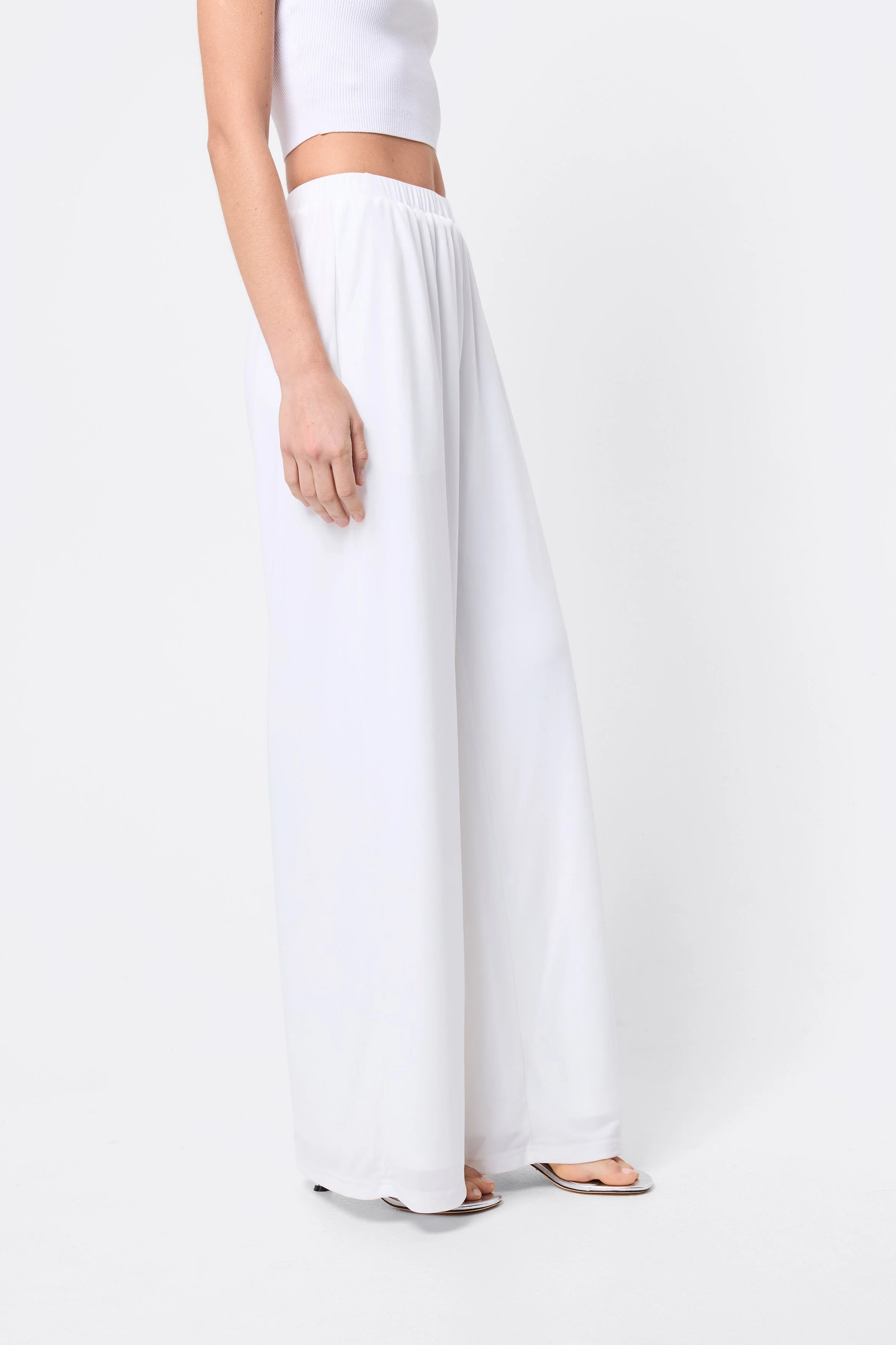 FreeFallingPant_White_Ecomm_Resort25_07.jpg