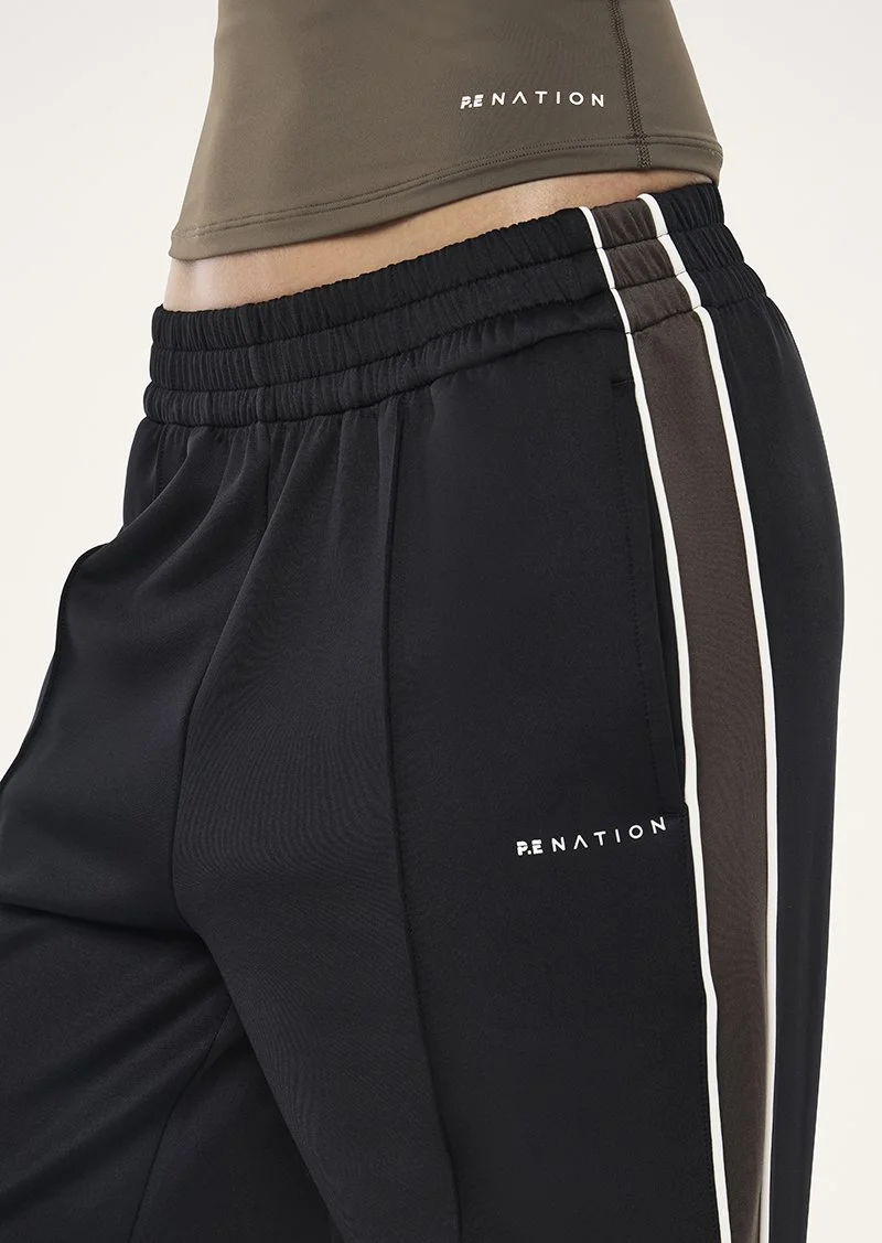 MAN DOWN TRACK PANT_243P093_BLACK  MAJOR BROWN-22.jpg