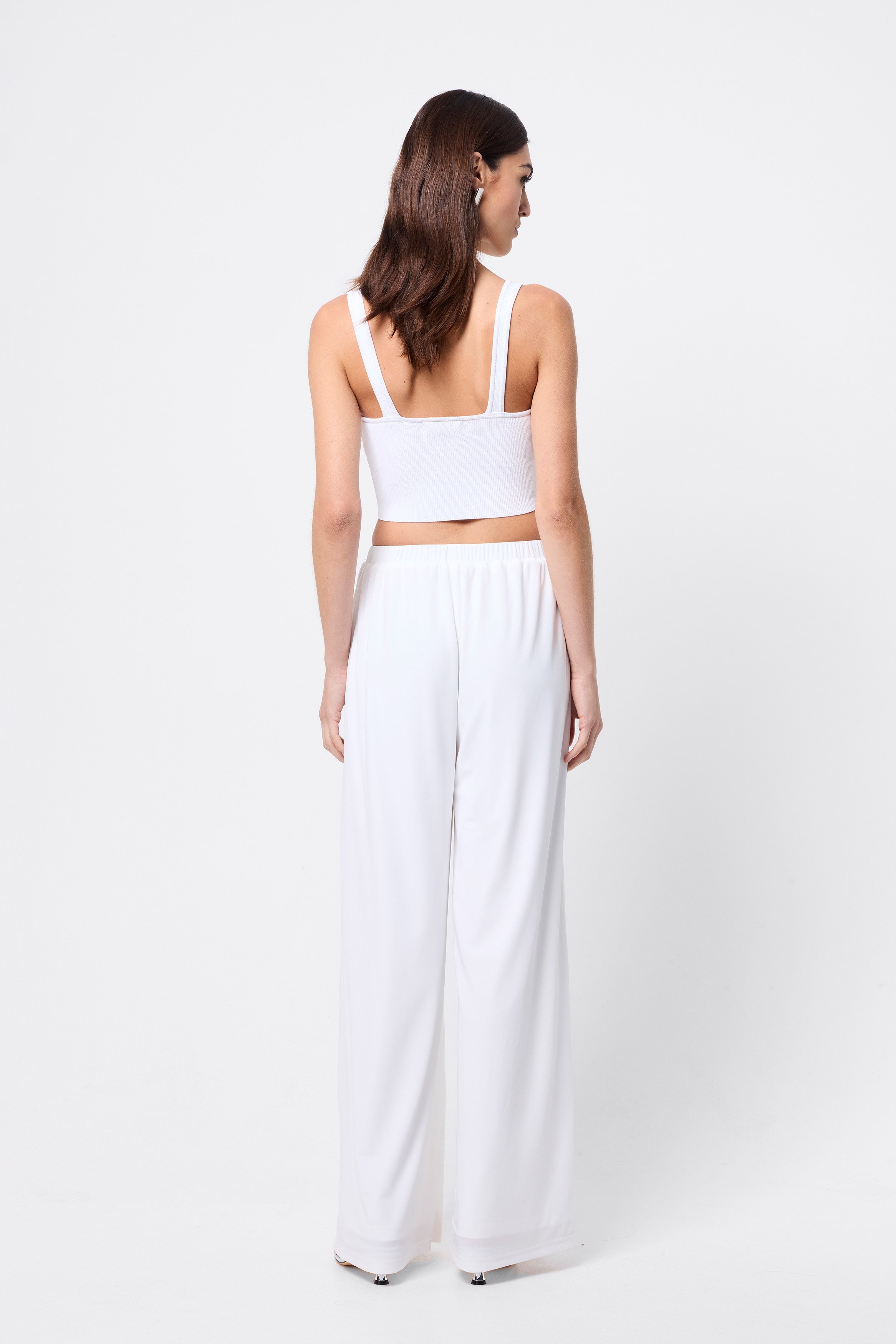 FreeFallingPant_White_Ecomm_Resort25_05.jpg