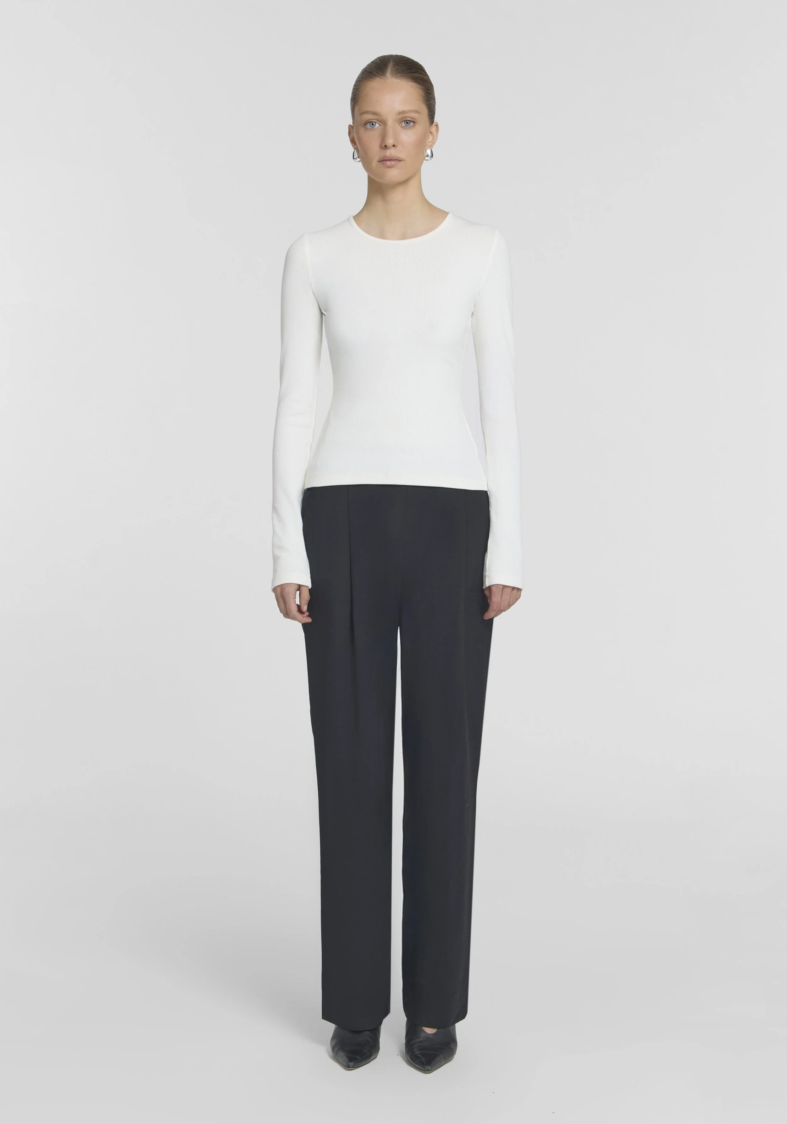 VIKTORIA AND WOODS | WHITE RIB LONG-SLEEVE TEE.