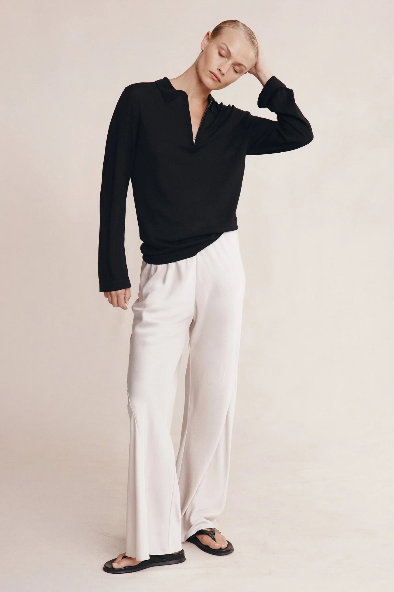 MARLE | BLACK RIAH TOP.