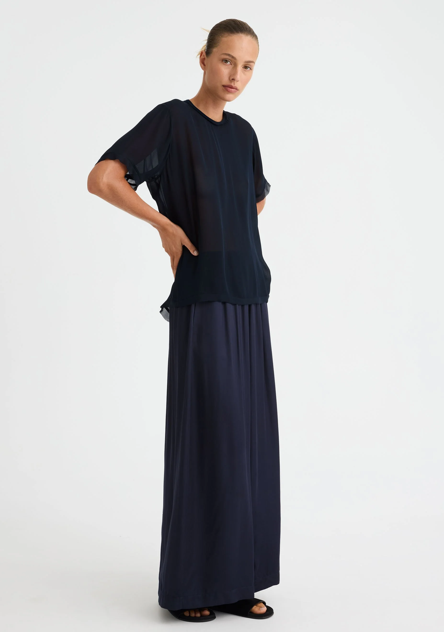 MORRISON | NAVY LIZA TOP.