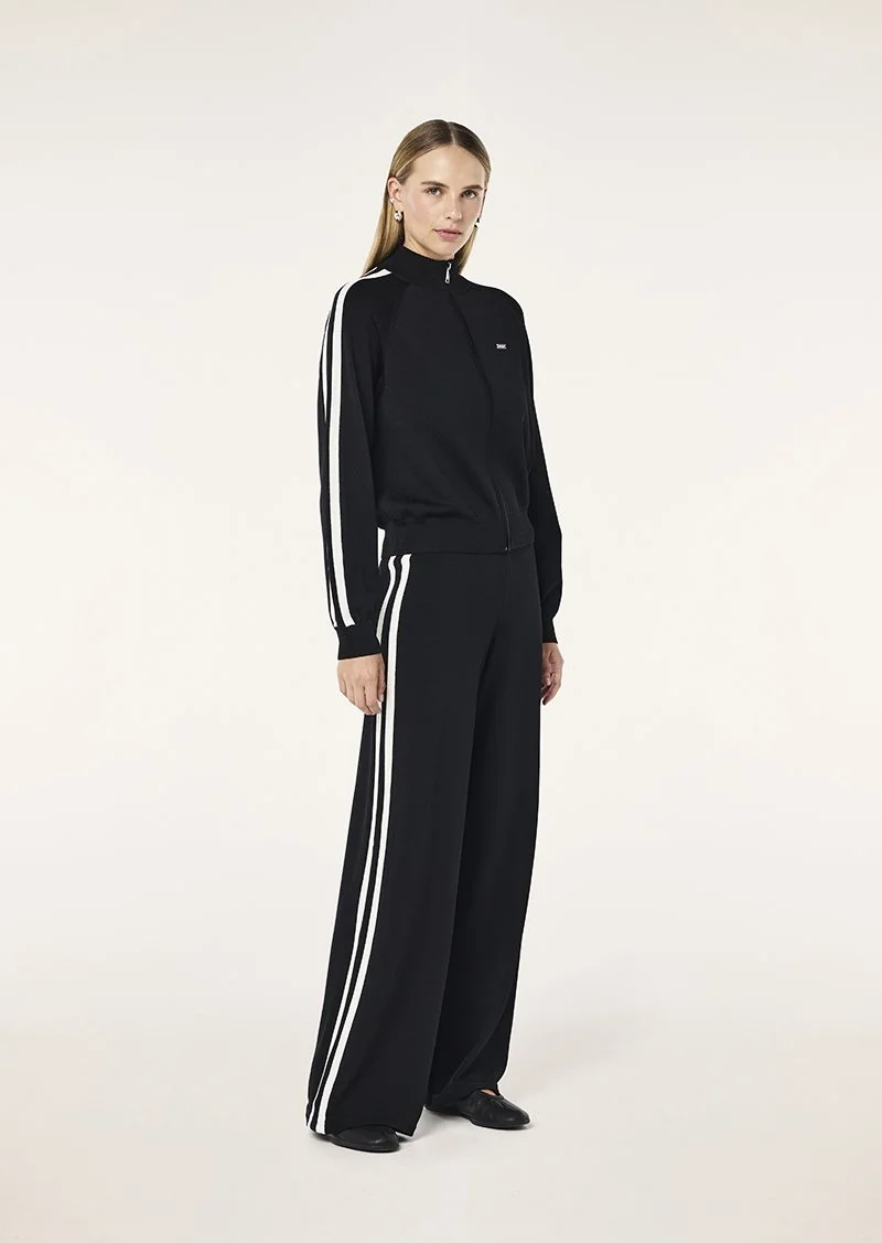 RETREAT KNIT JACKET_251KJ059_BLACK WHISPER WHITE-08.jpg