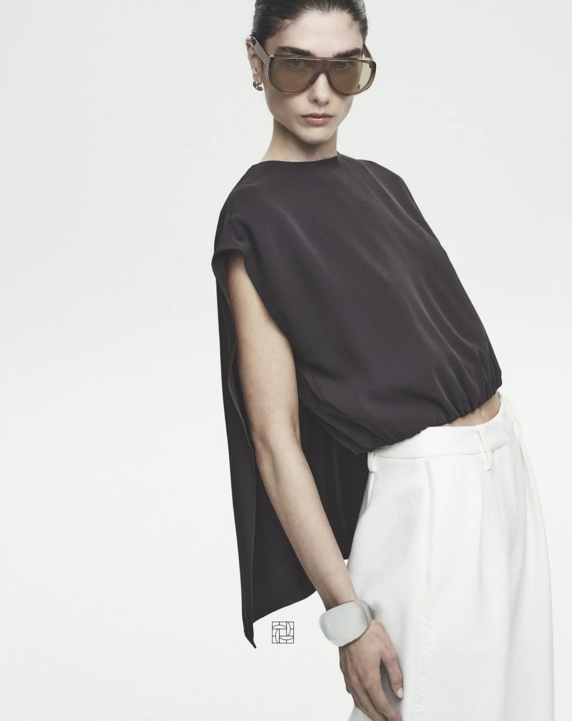 ELKA COLLECTIVE | SLATE CAPE TOP.