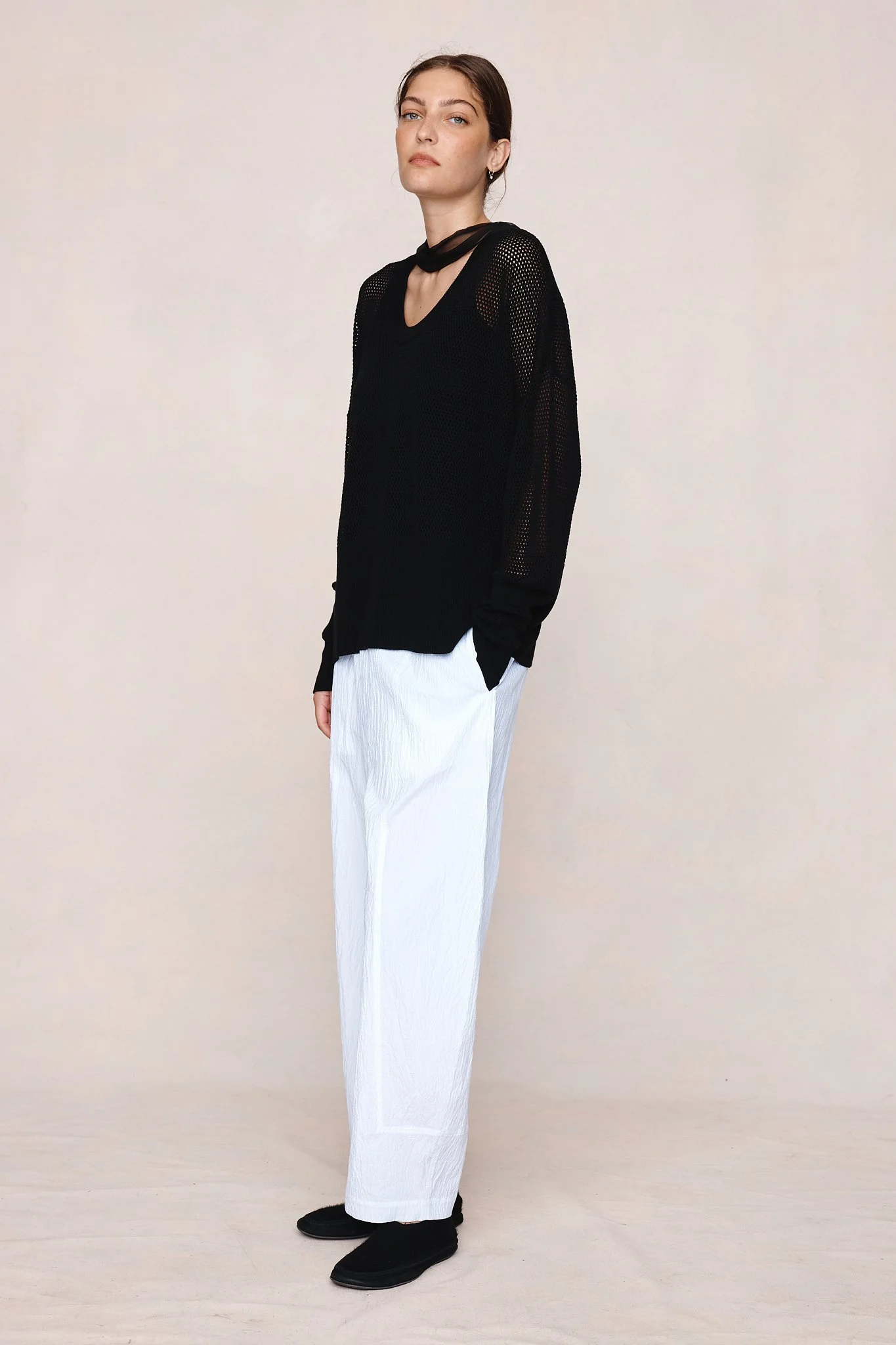 HOPE JUMPER BLACK4.jpeg