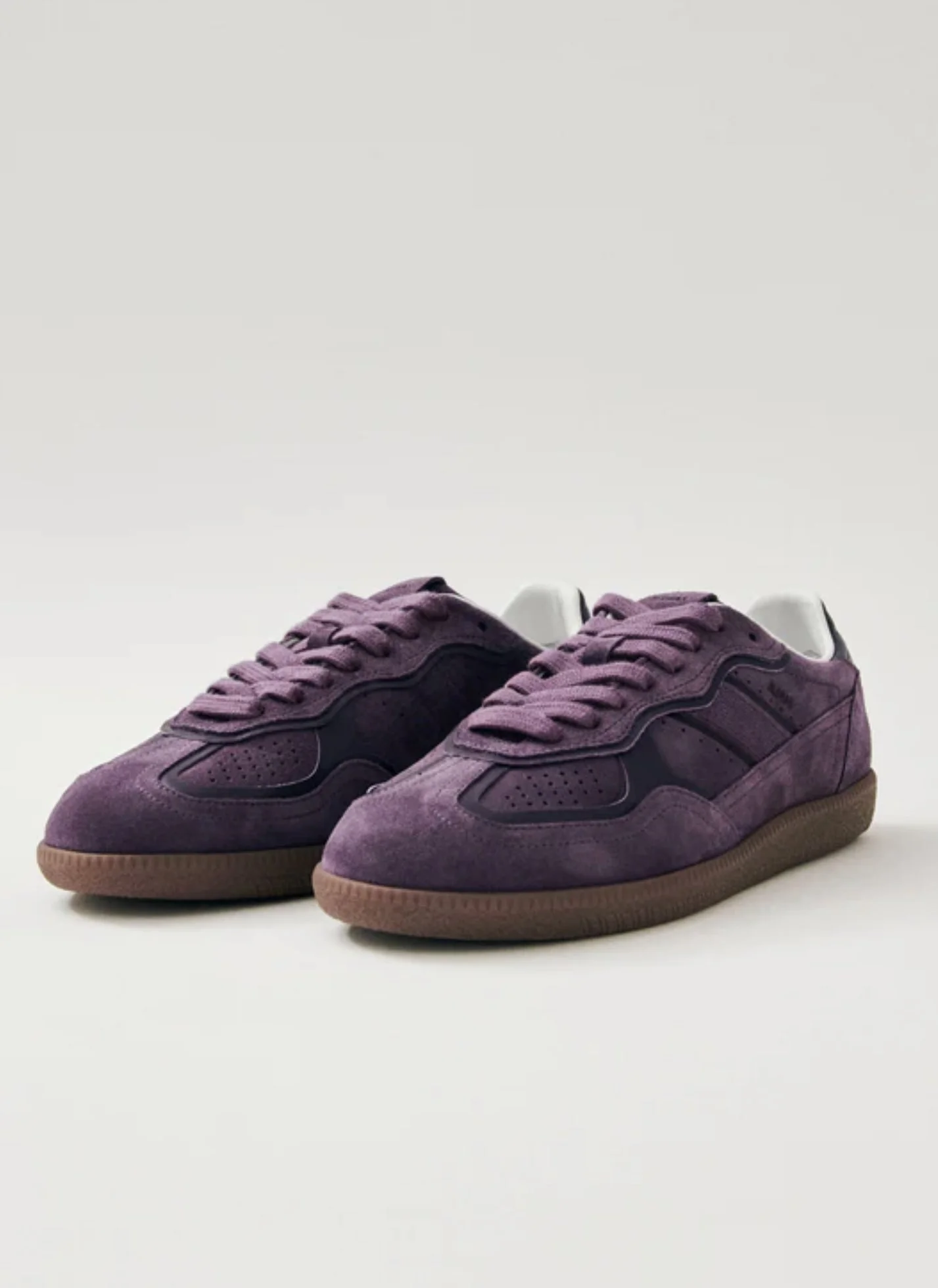 alohas紫色スエードローカットスニーカー ALOHAS | PURPLE SUEDE SNEAKER. — LA MODE