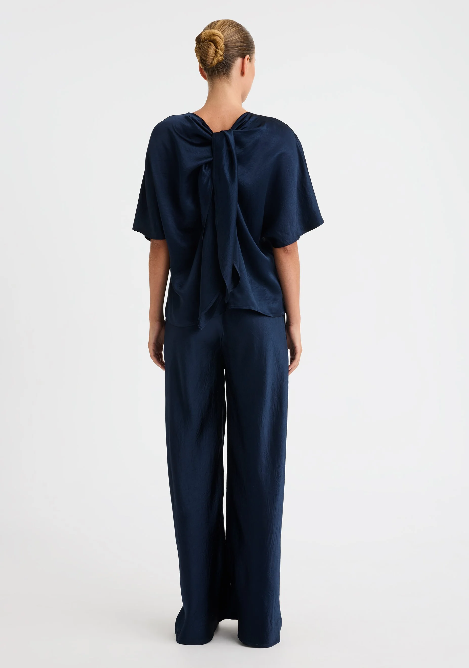 Morrison-SS26-Jasmine-Pant-Navy_5.jpeg