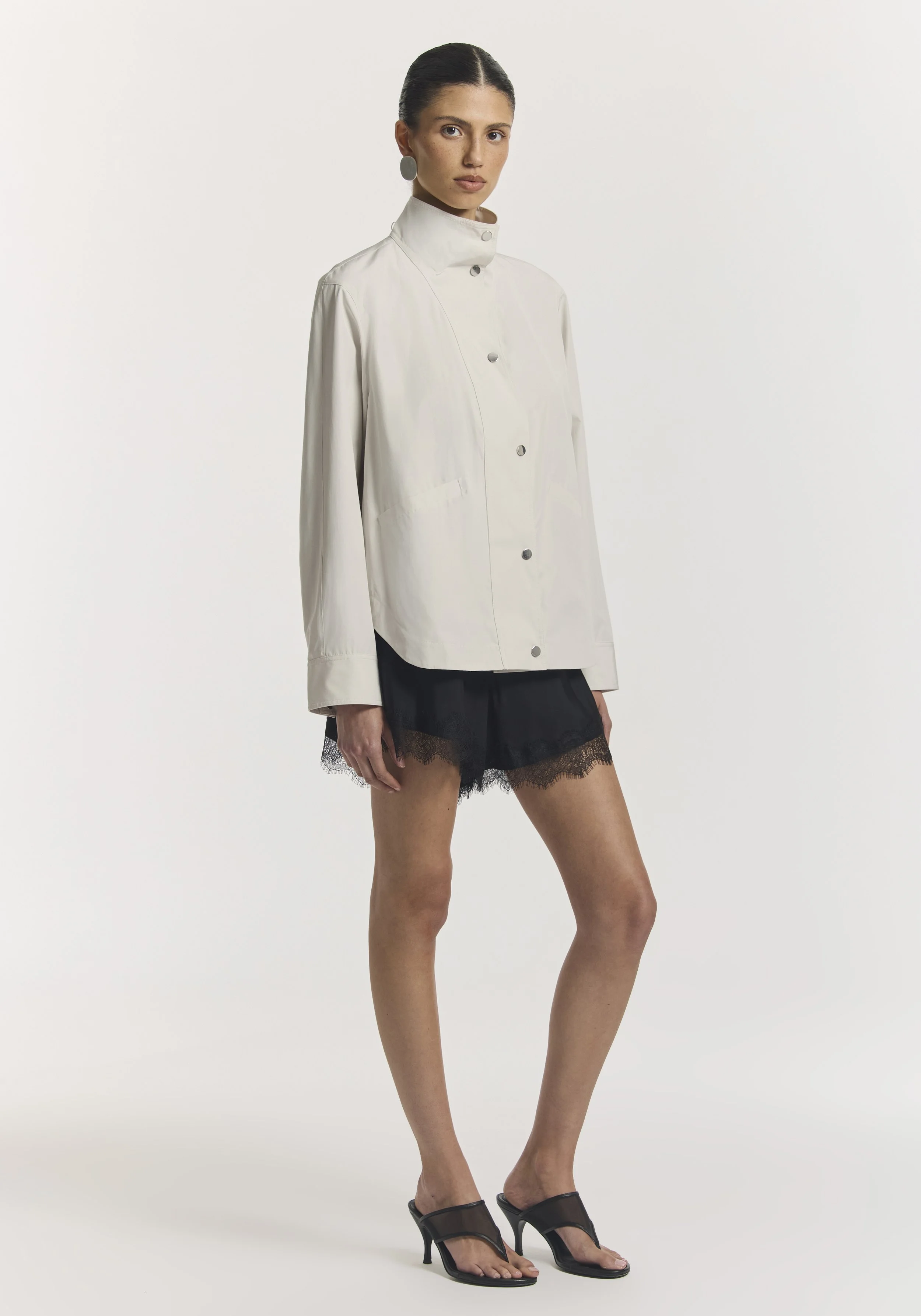 W5541_LOCKWOOD_WINDBREAKER_LIMESTONE_0846.jpeg