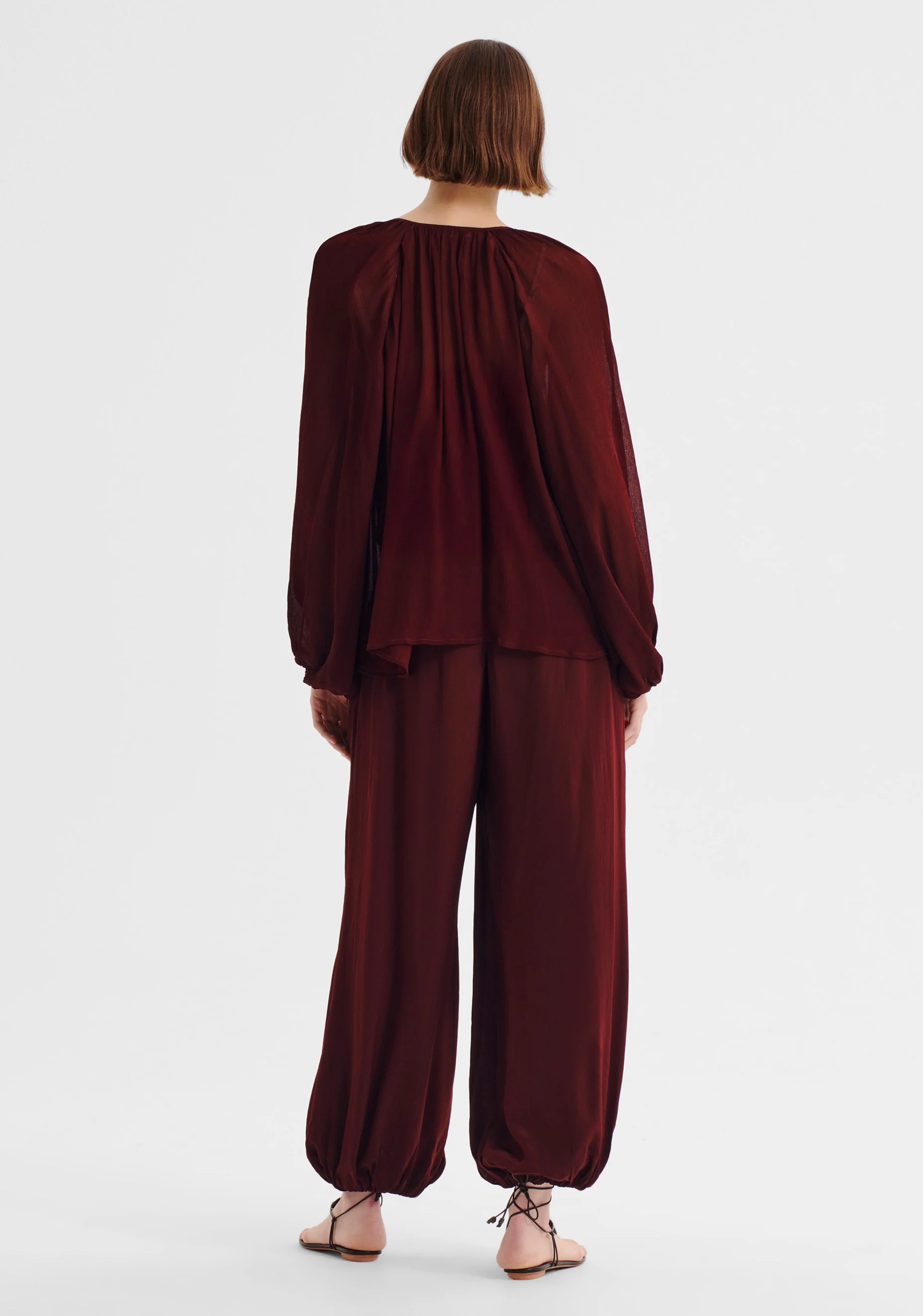 Morrison-AW26-Florian-Blouse-Pinot_4.jpeg