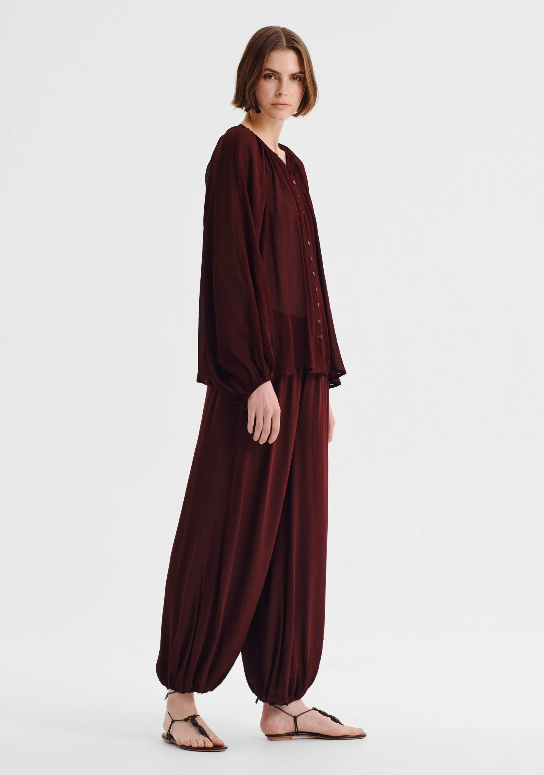Morrison-AW26-Florian-Blouse-Pinot_3.jpeg