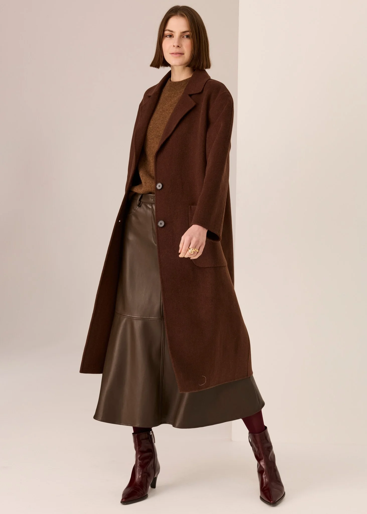 POL | WALNUT LONG WOOL COAT.