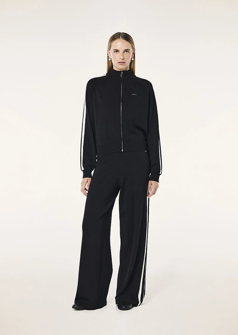 RETREAT KNIT JACKET_251KJ059_BLACK WHISPER WHITE-01.jpeg