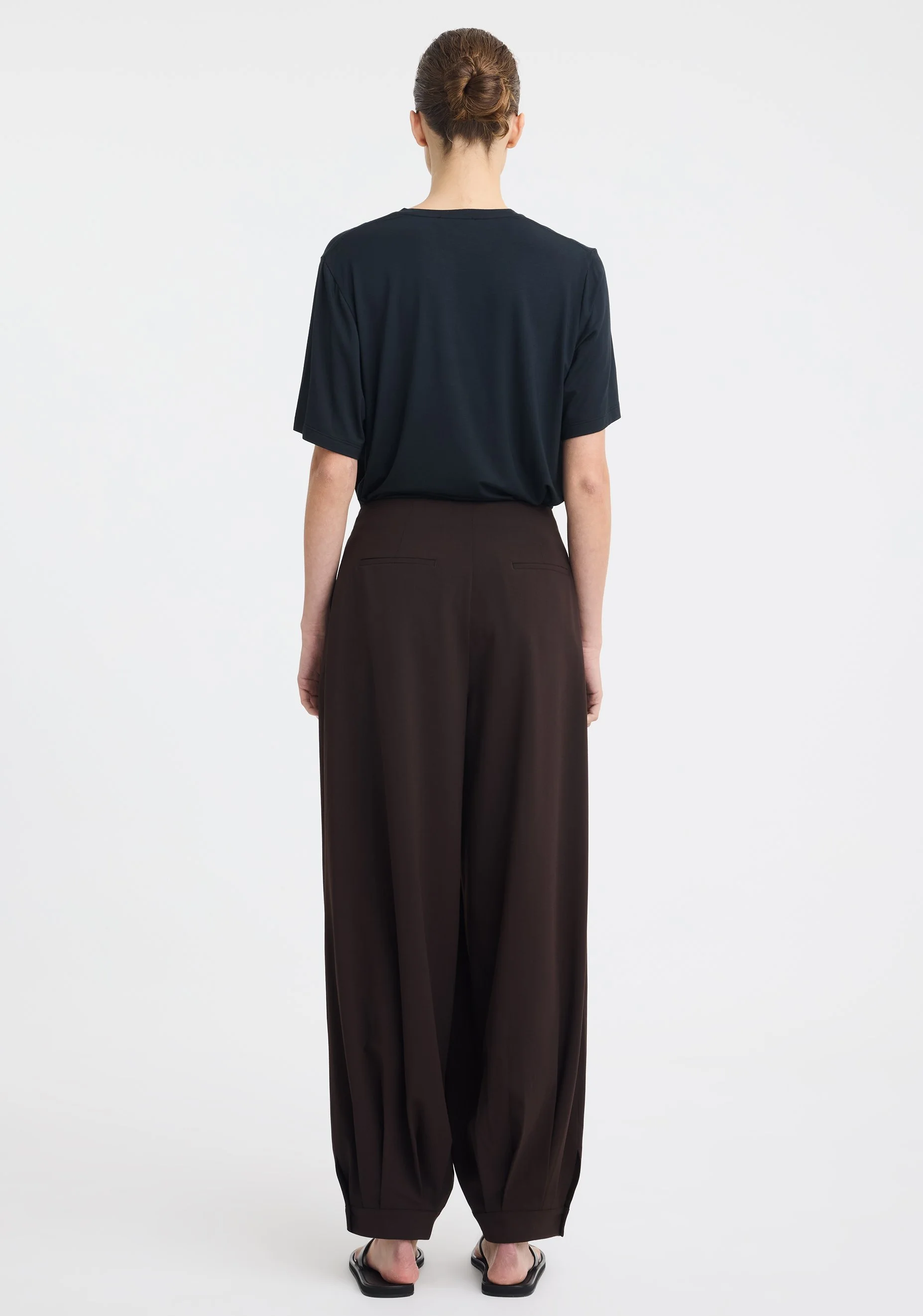 Morrison-SS26-Liana-Tee-Black_5.jpeg