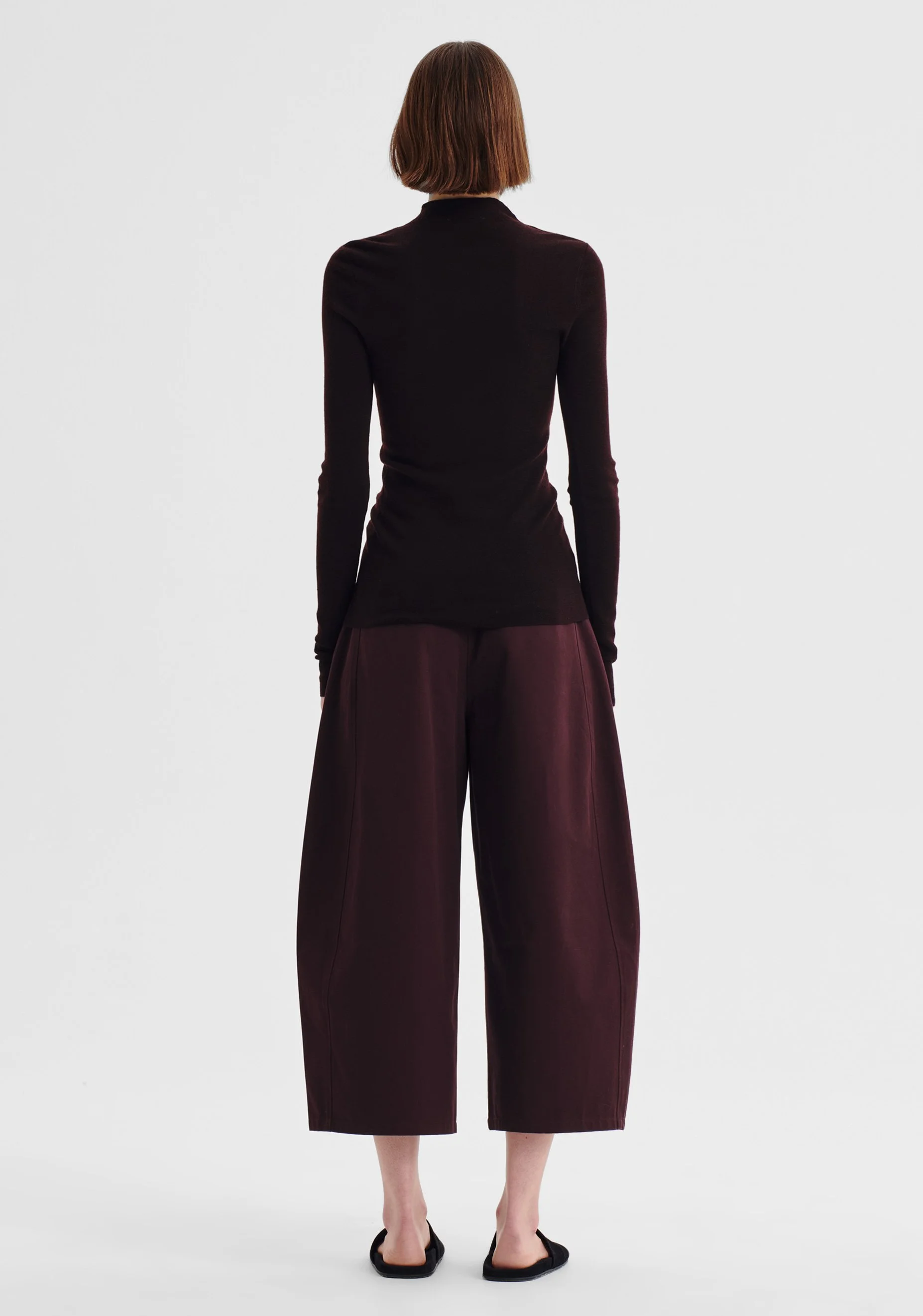 Morrison-AW26-Talia-LS-Merino-Knit-Top-Espresso_3.jpeg