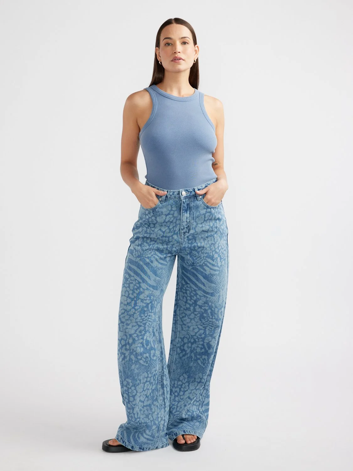 ENA PELLY | ANIMAL PRINT DENIM JEAN.