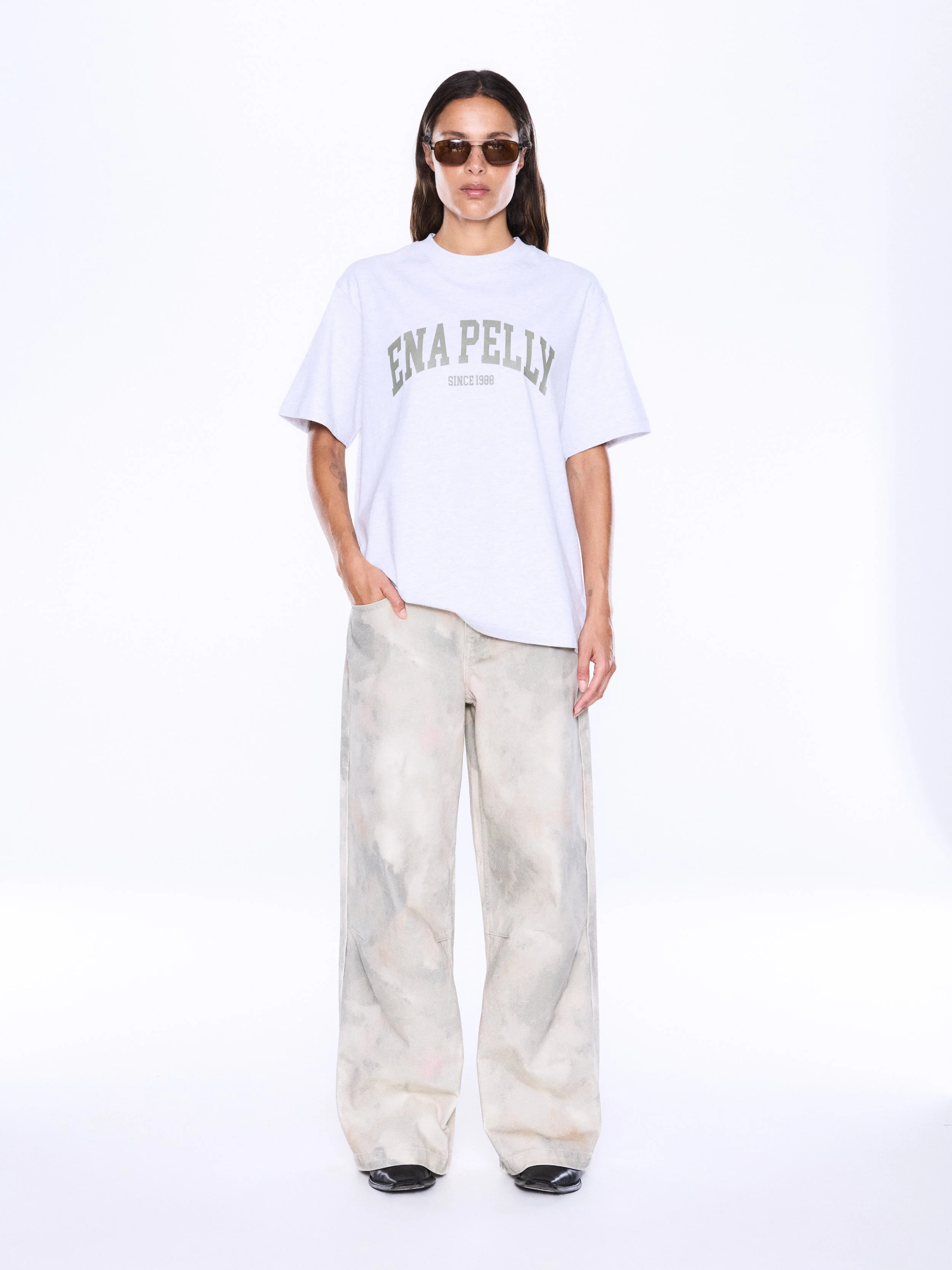 ENA PELLY | SOPHIA PRINT LOGO TEE.