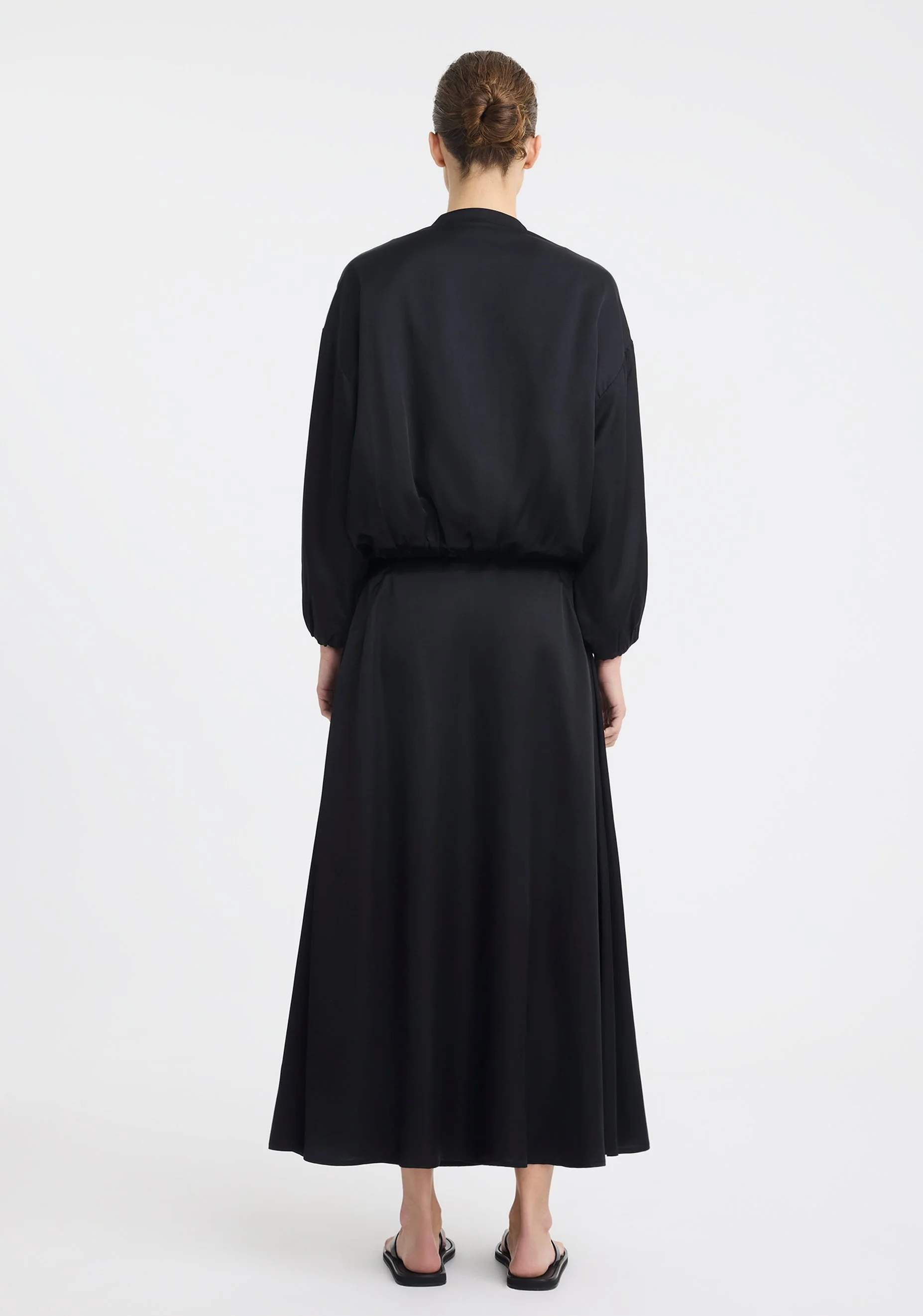 Morrison-SS26-Florence-Skirt-Black_5.jpeg