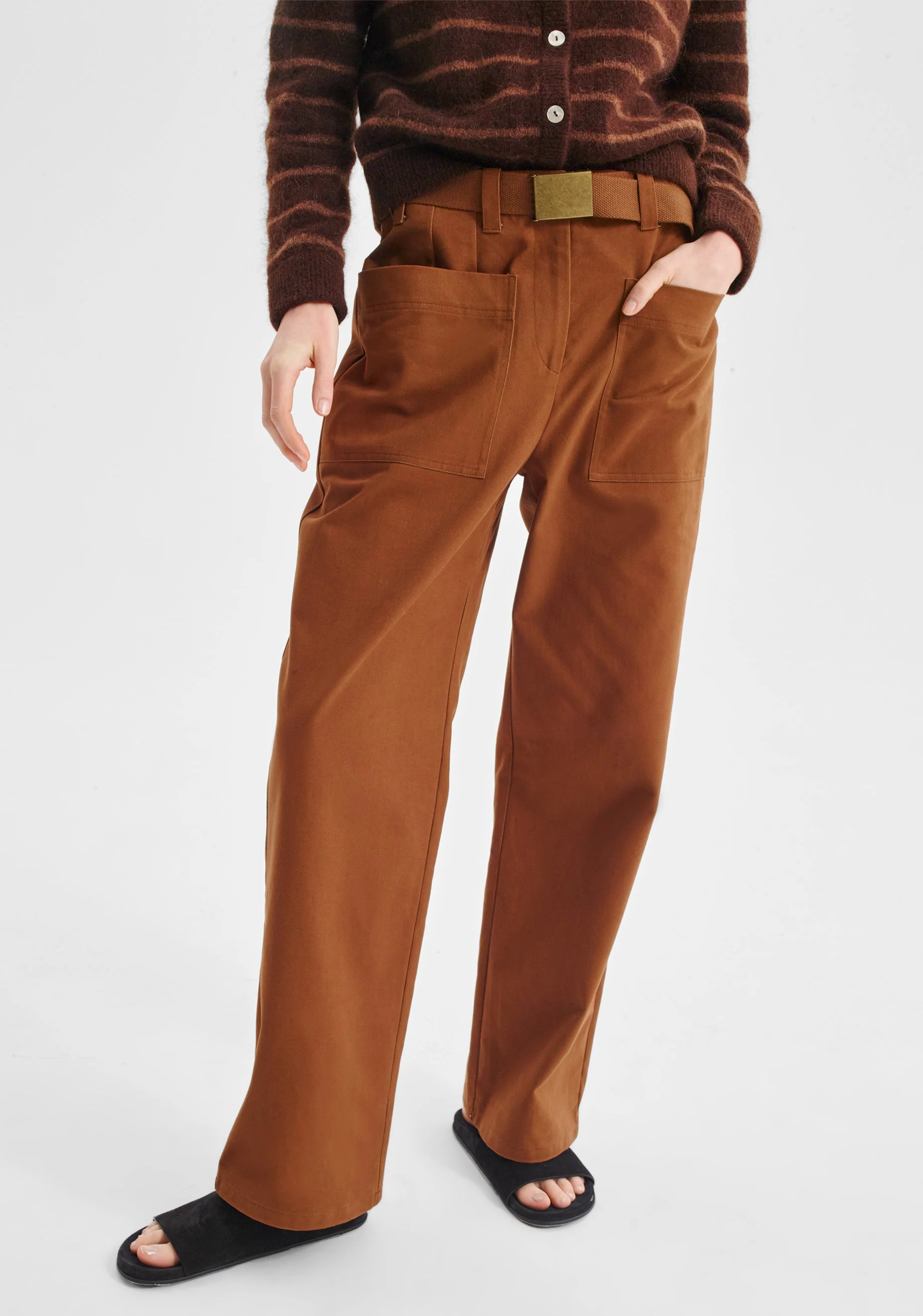 Morrison-AW26-Hadley-Pant-Nutmeg_6.jpeg