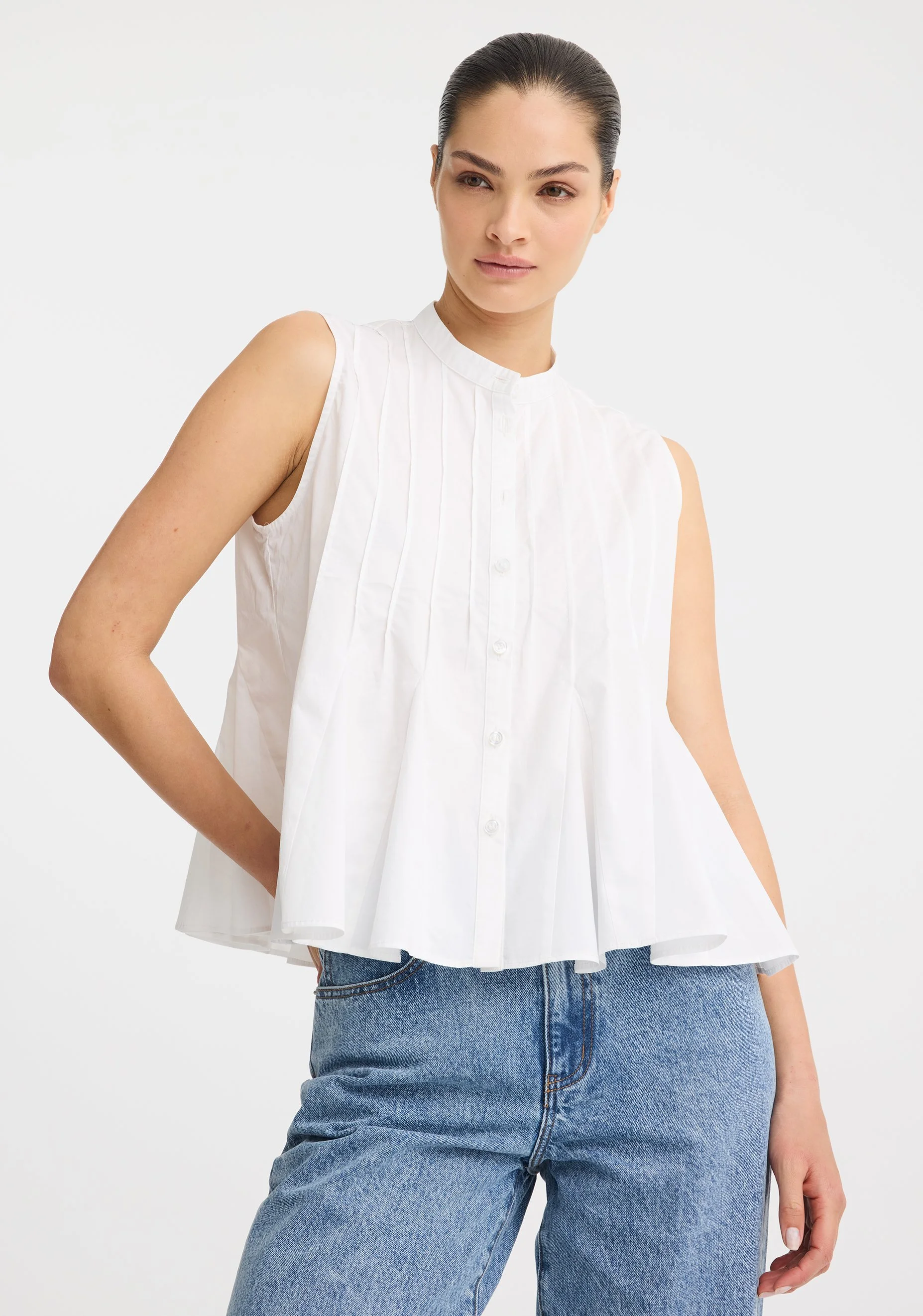 Morrison-SS26-Devin-Pintuck-Shirt-White_4.jpeg