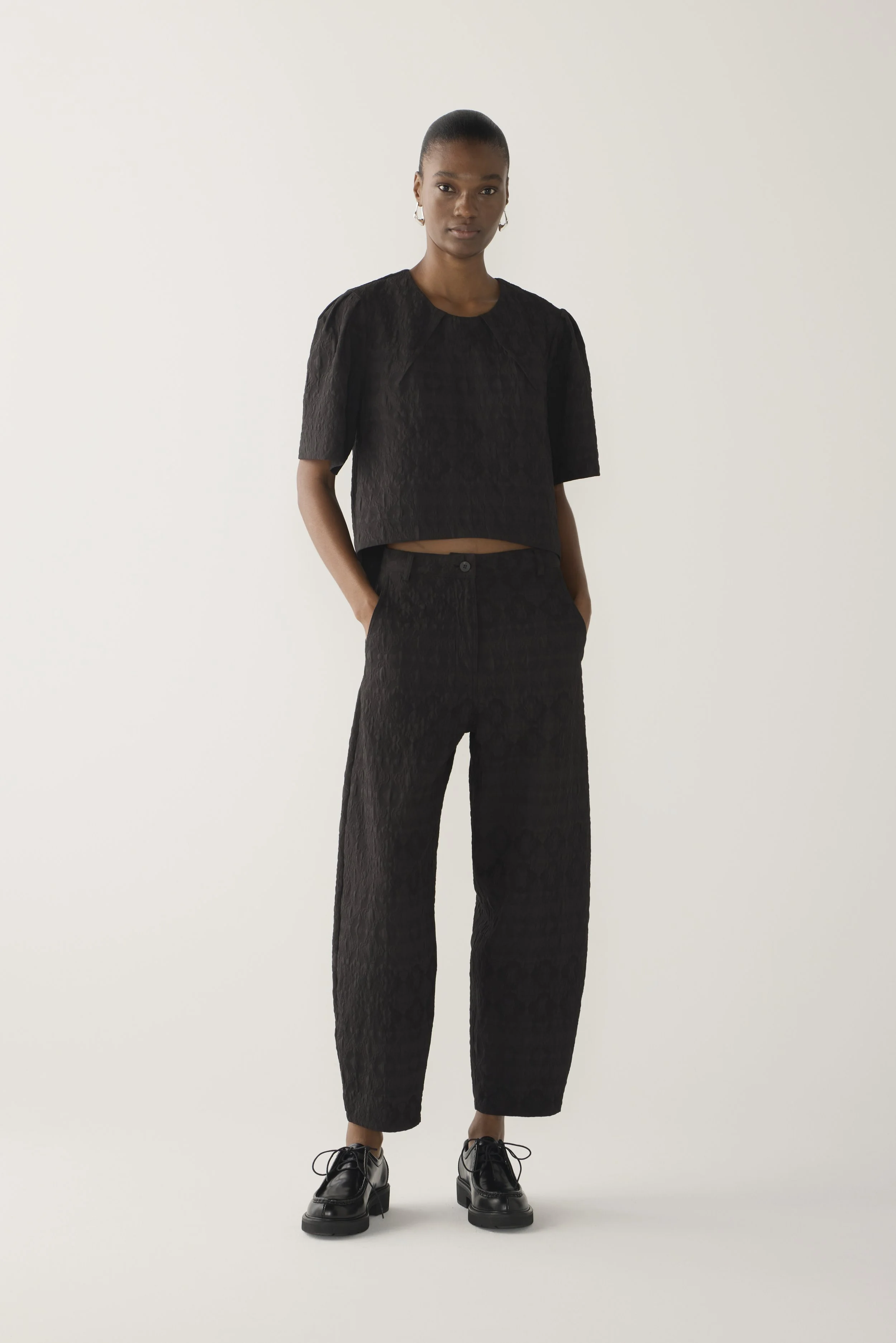 TALIA TOP BLACK EDITH PANT BLACK_004.jpg