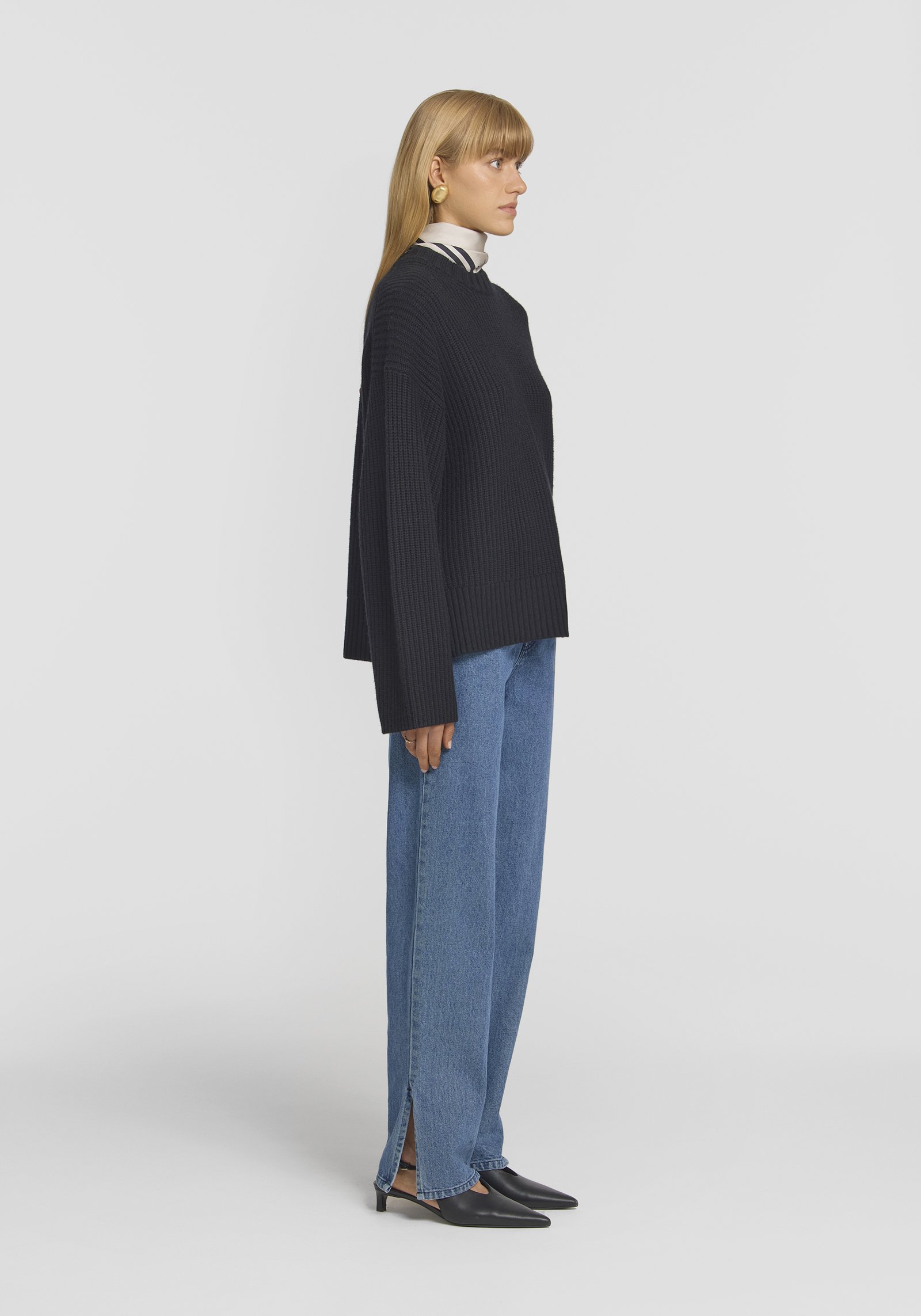 SYDNEY_KNIT_BLACK_0412.jpeg