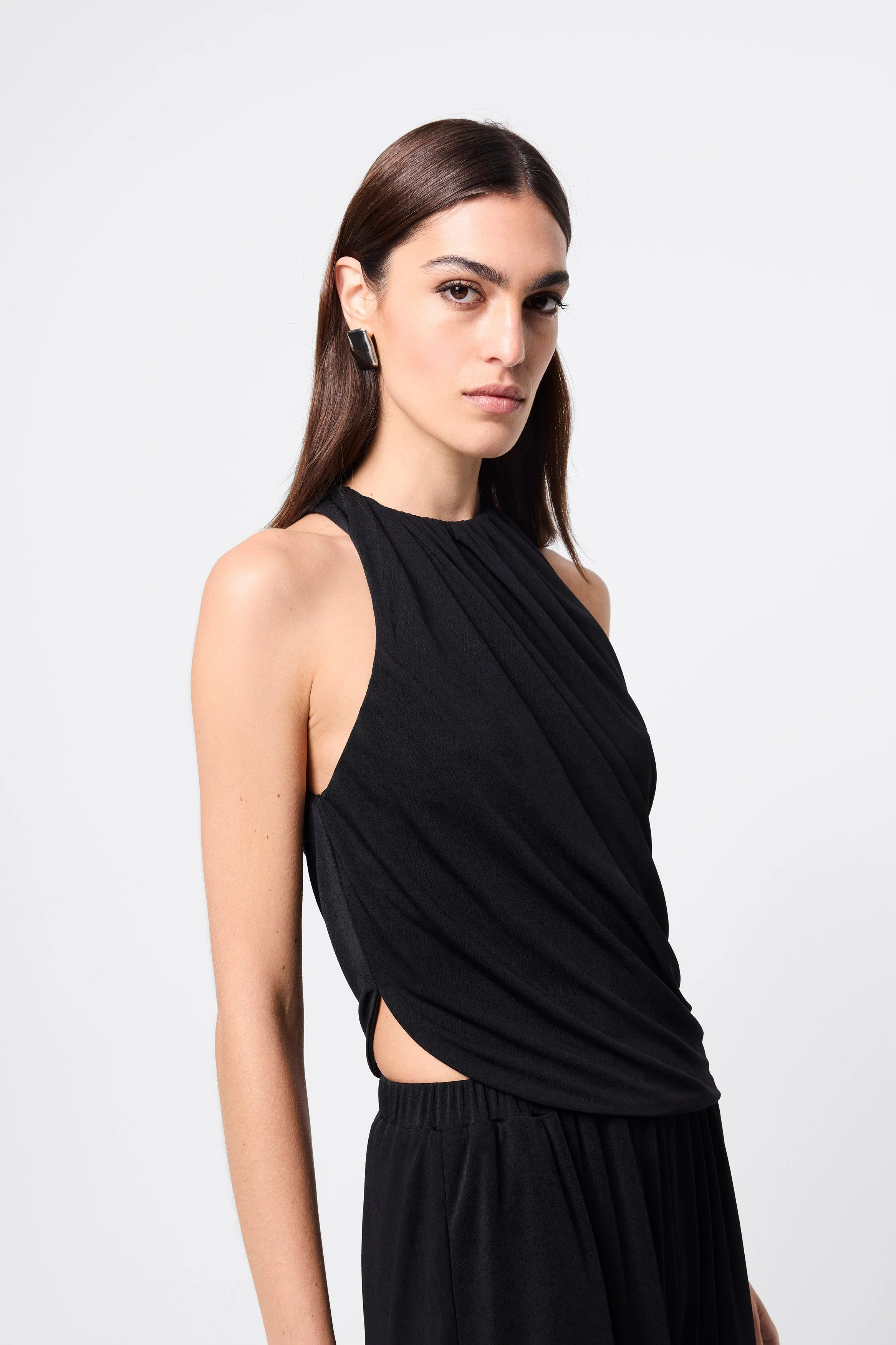 FreeFallingTop_Black_Ecomm_Resort25_06.jpg