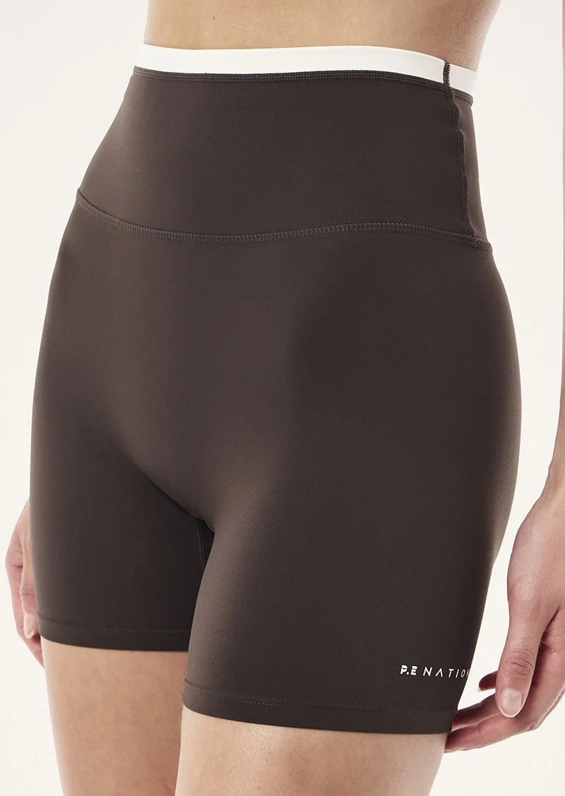 STELLAR 5 INCH BIKE SHORT_243S344_COFFEE-WHISPER WHITE-035.JPG