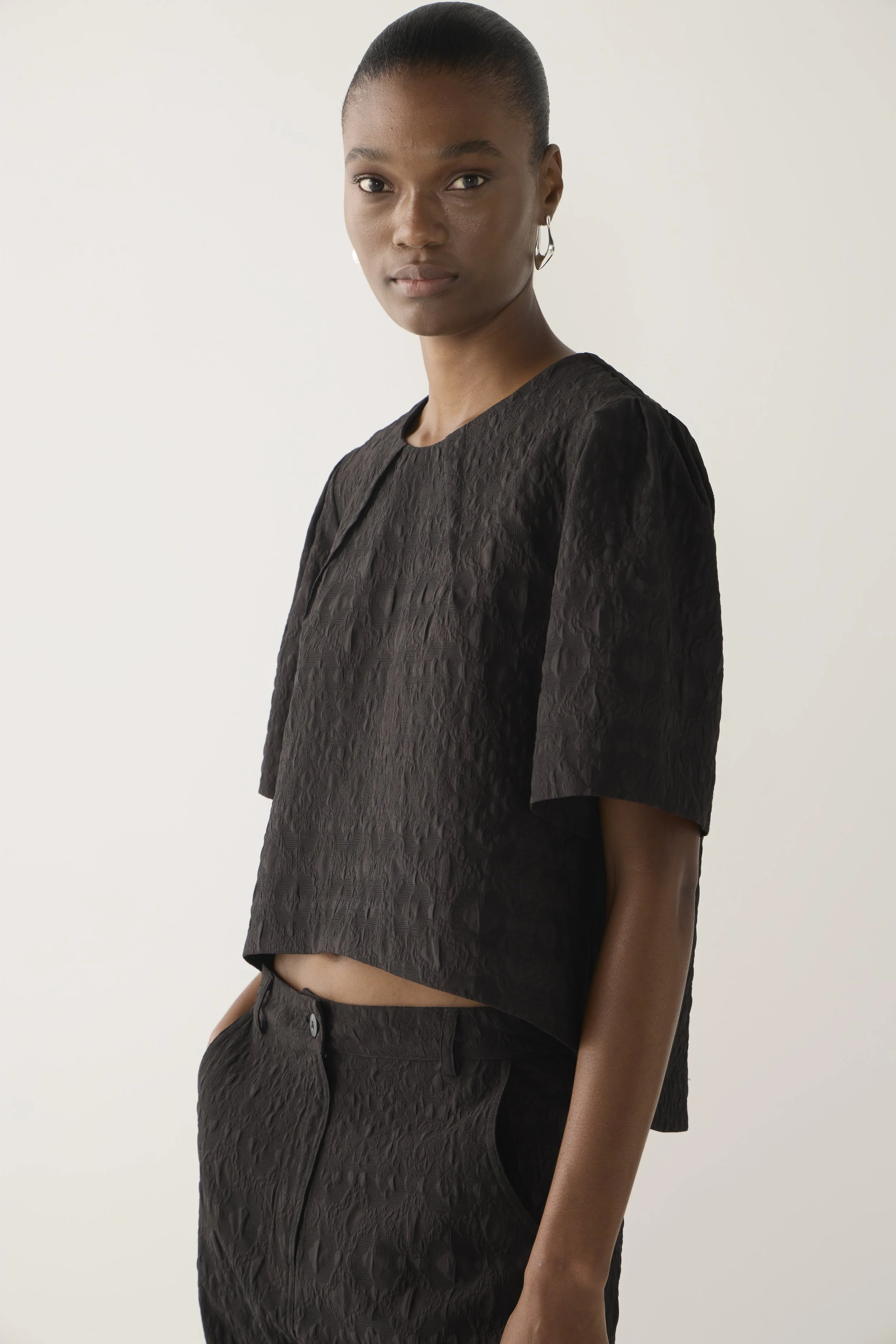 TALIA TOP BLACK EDITH PANT BLACK_045.jpg