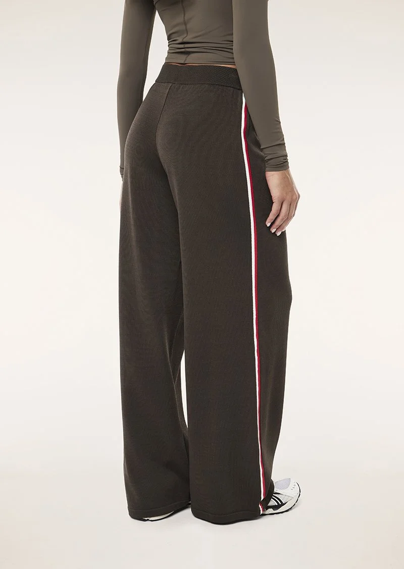 RETREAT KNIT PANT_261KP073_MAJOR BROWN  WHISPER WHITE-26.jpg