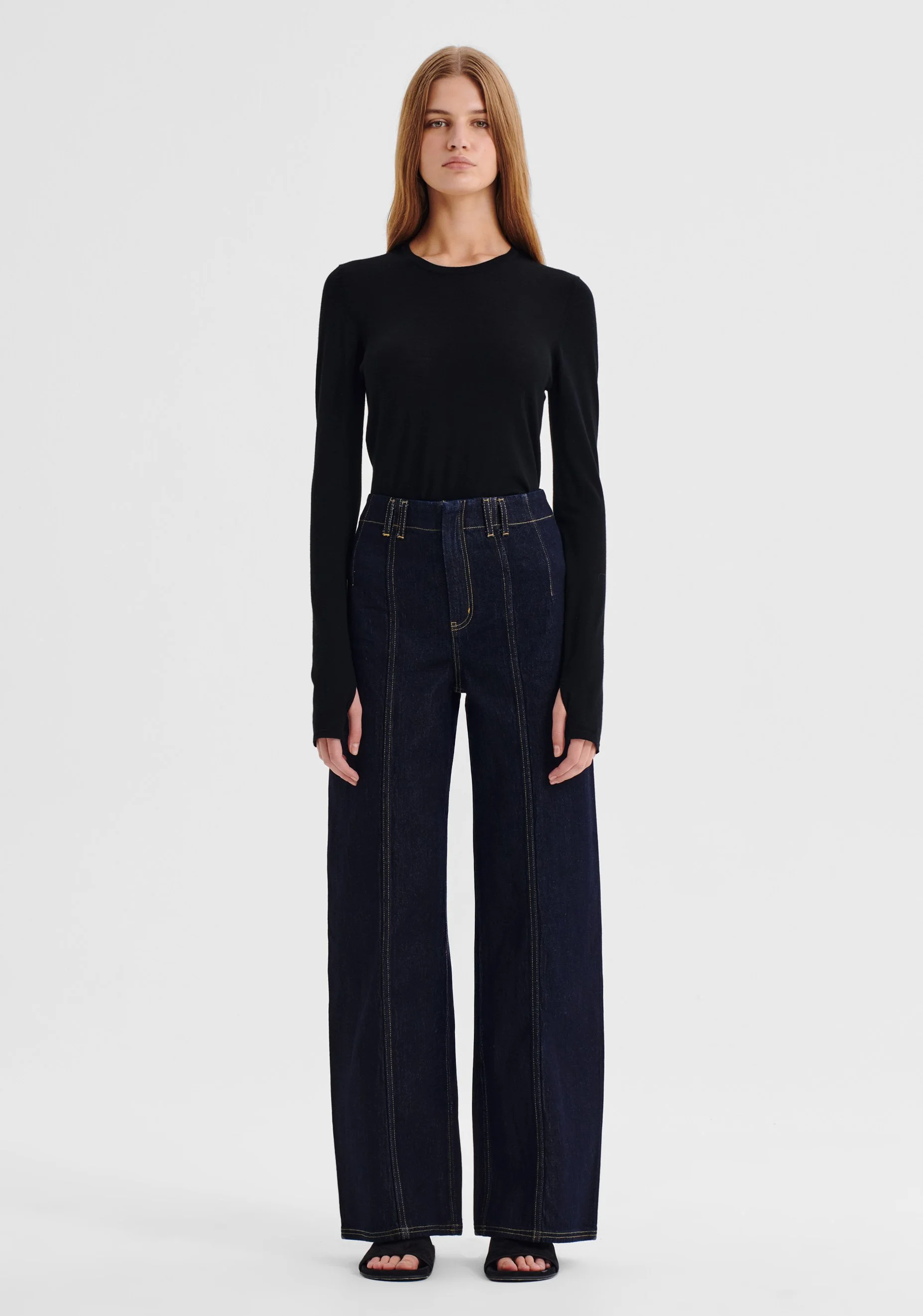 Morrison-AW26-Dillan-Denim-Jean-Indigo_5.JPG