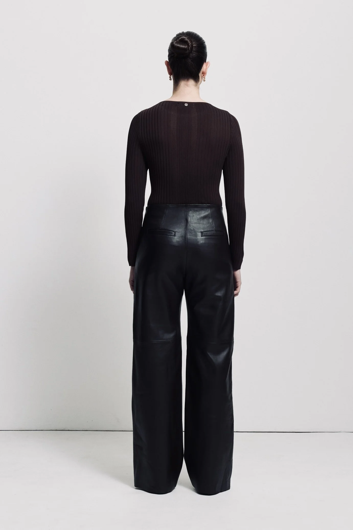 RAW BY RAW | BLACK LEATHER WIDE LEG PANTS. — LA MODE